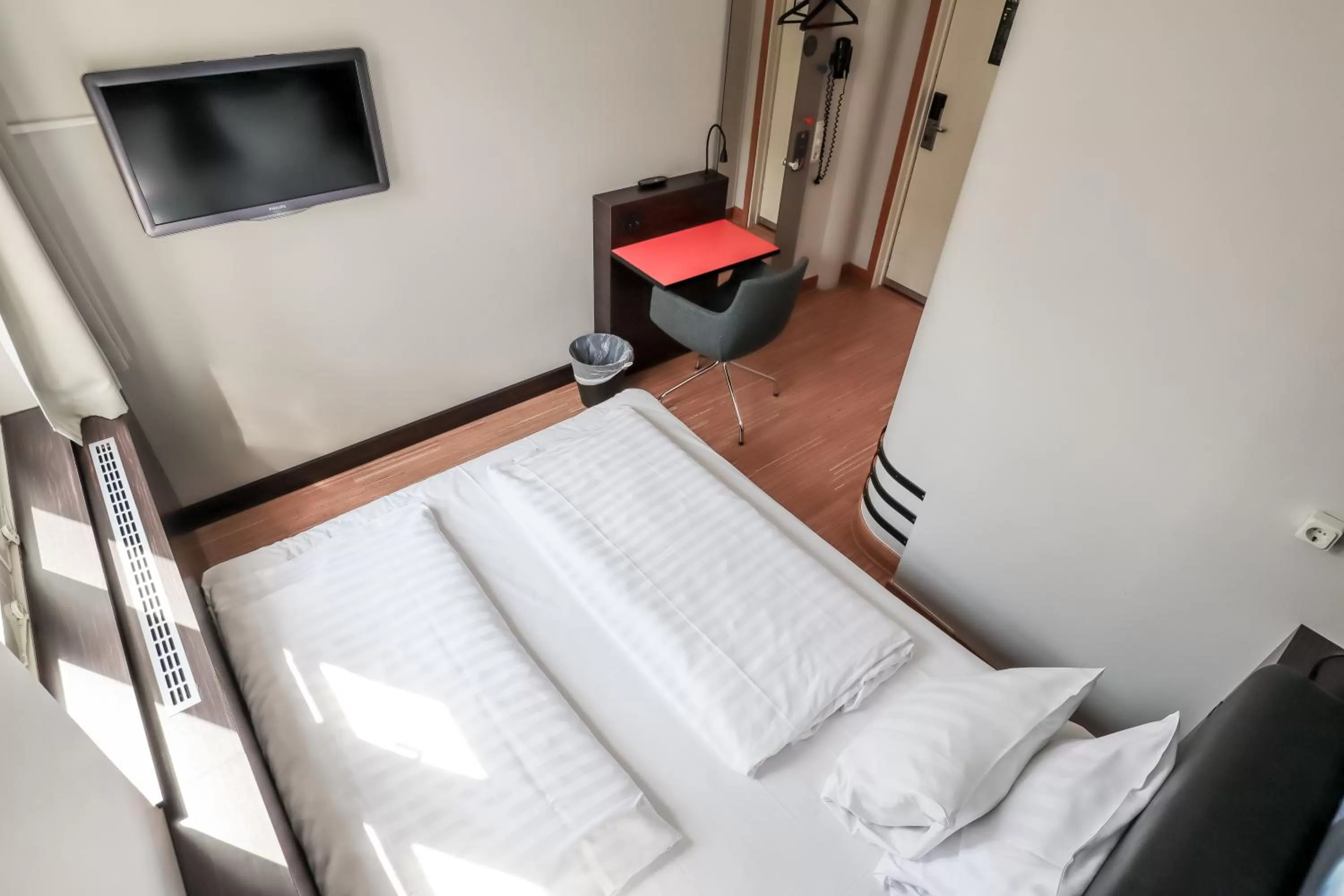 Bed in Comfort Hotel Malmö