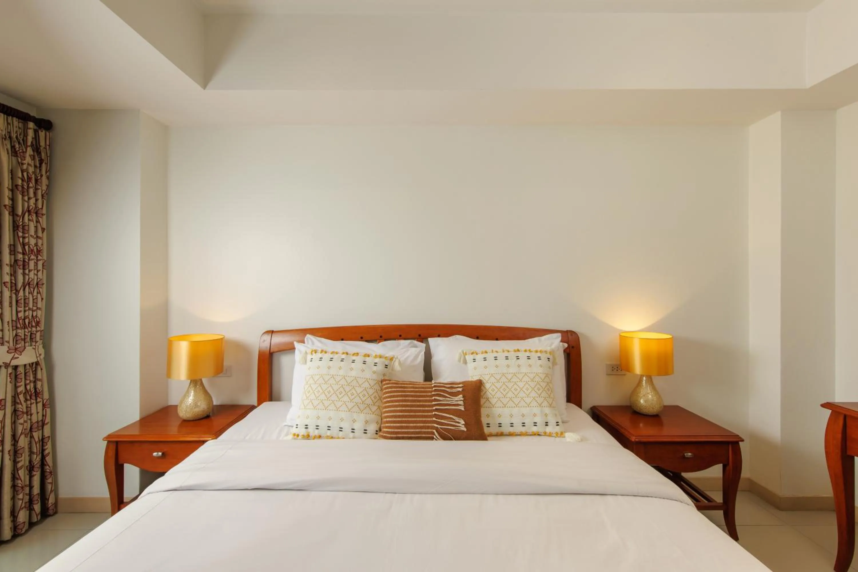 Bedroom, Bed in Rendezvous Classic House