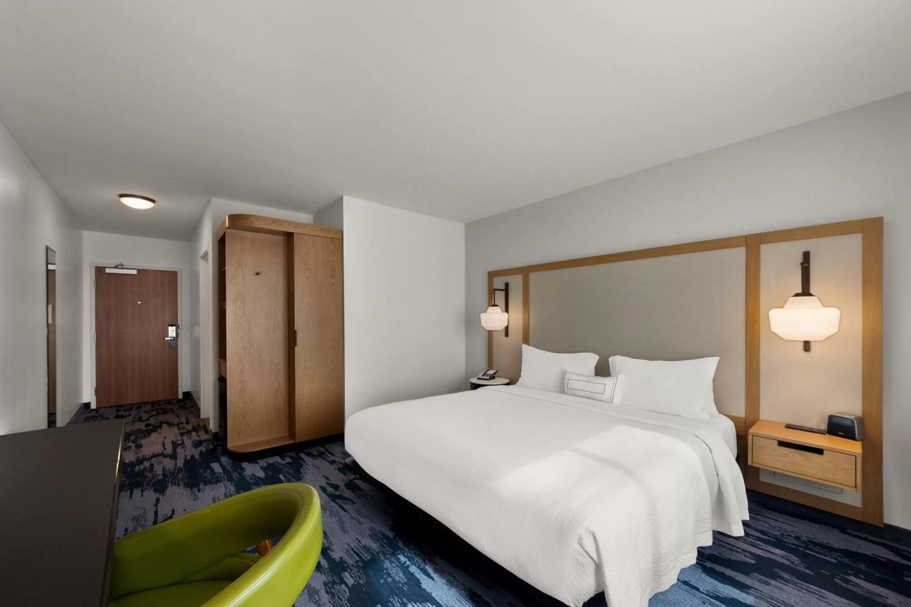 Photo of the whole room, Bed in Fairfield Inn & Suites Brooksville Suncoast Parkway