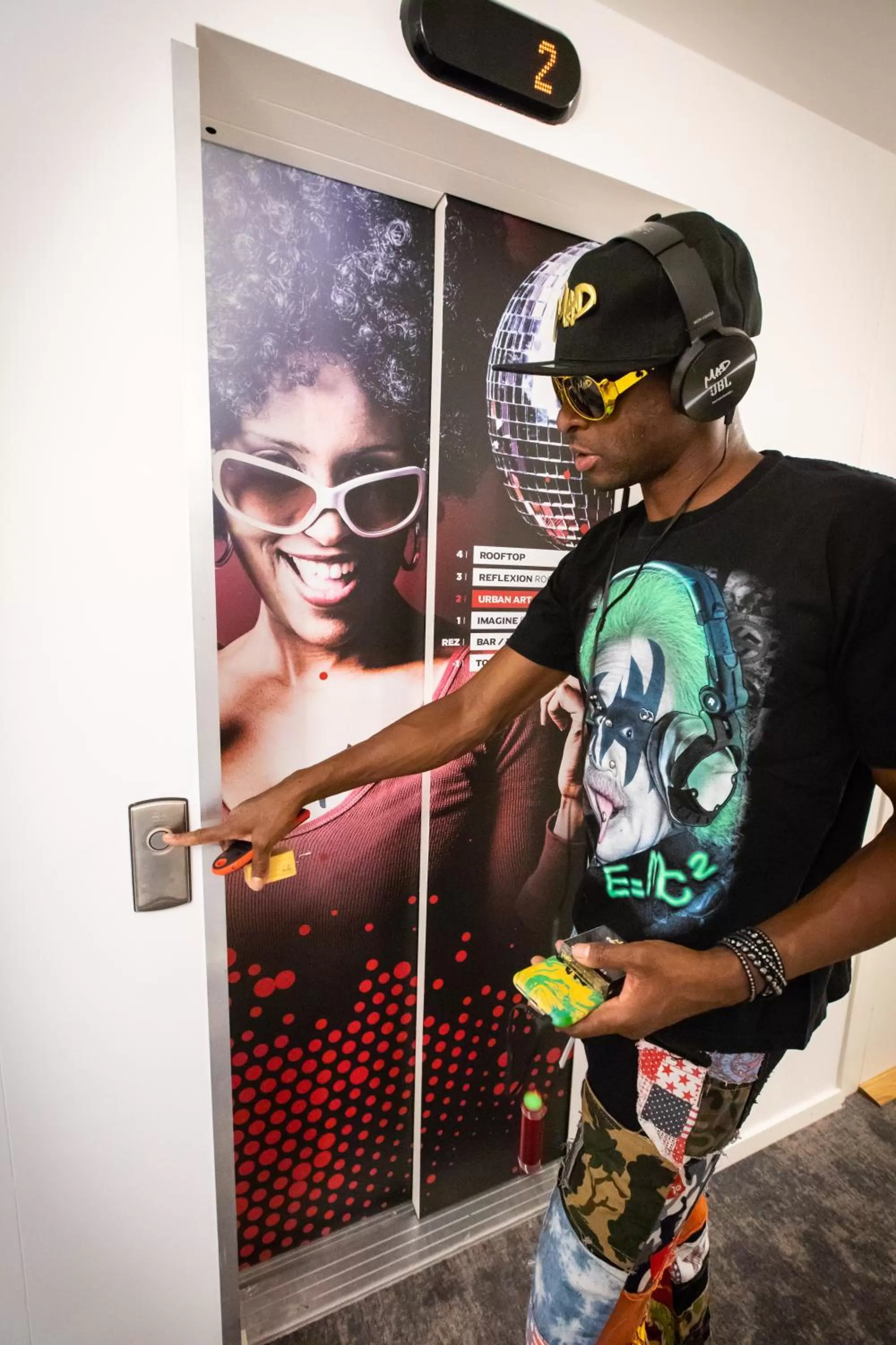 Decorative detail in ibis Styles Lausanne Center MadHouse