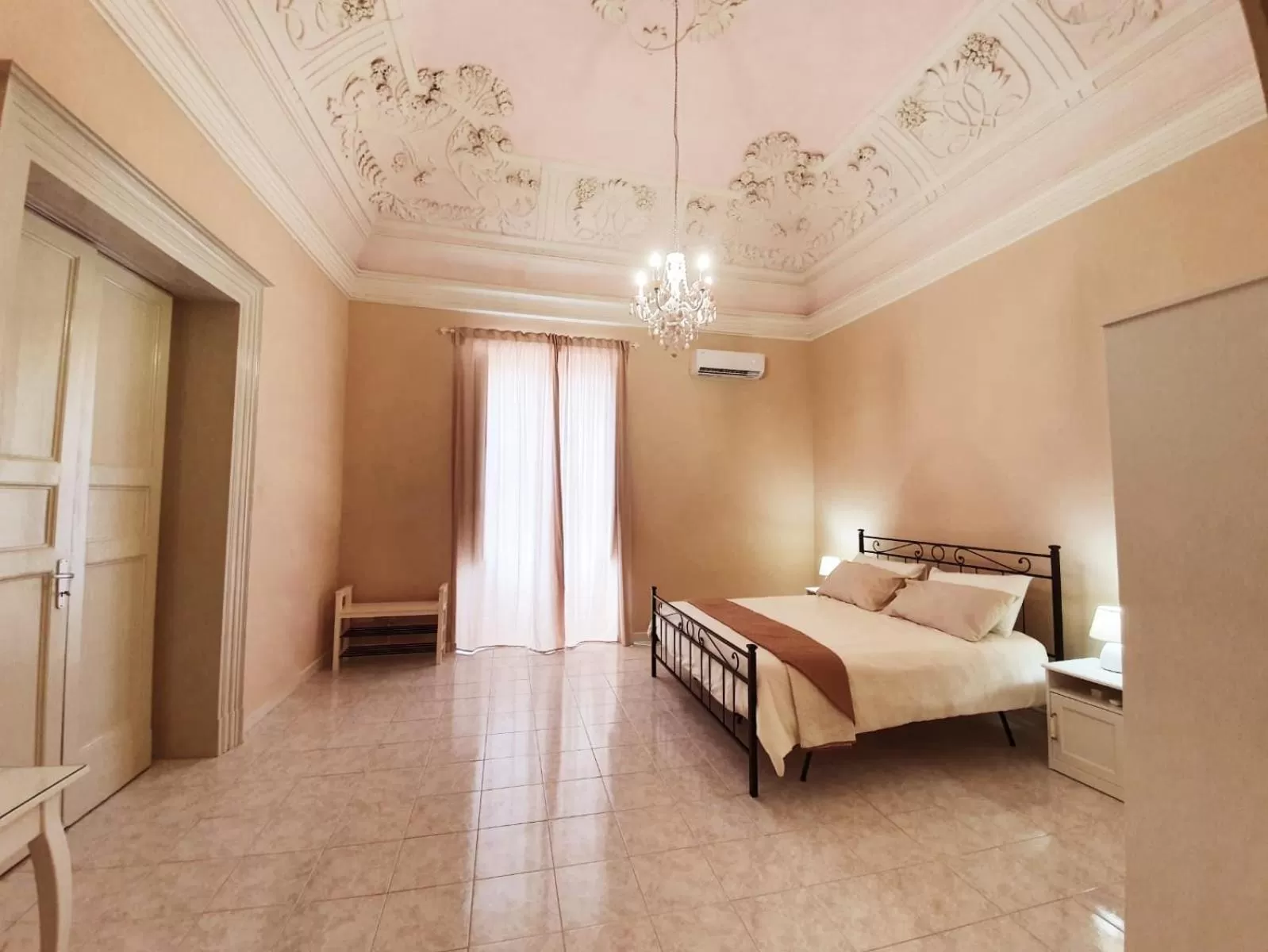 Double Room with Balcony in Antica Dimora Barocca