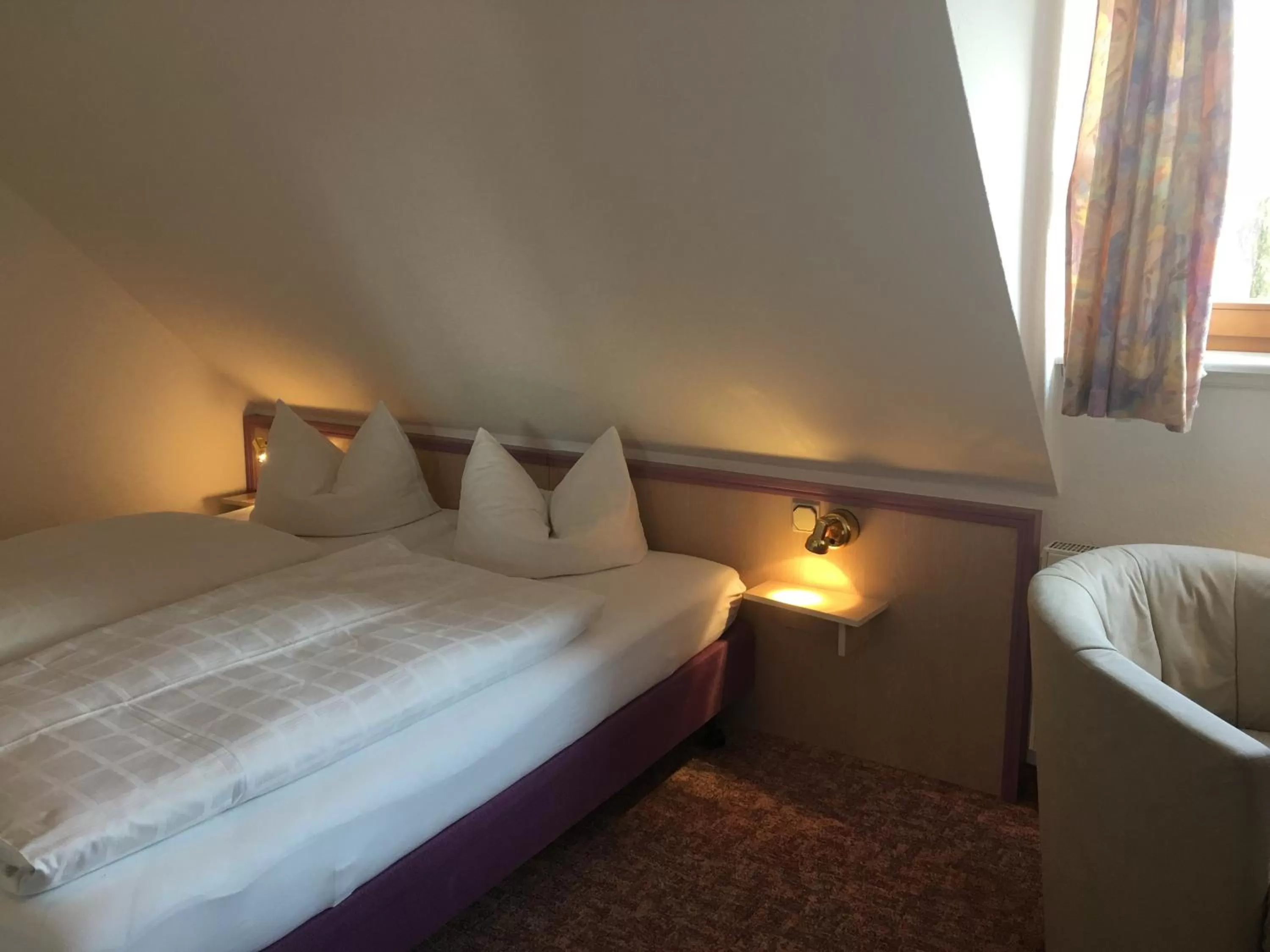 Photo of the whole room, Bed in Hotel & Restaurant Park Cafe ISA