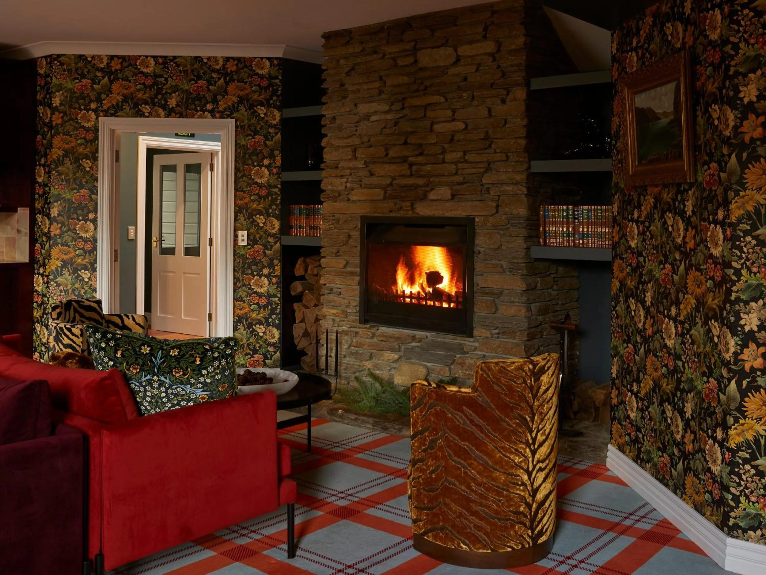 Lounge or bar in The Dairy Hotel Queenstown, A Naumi Chapter