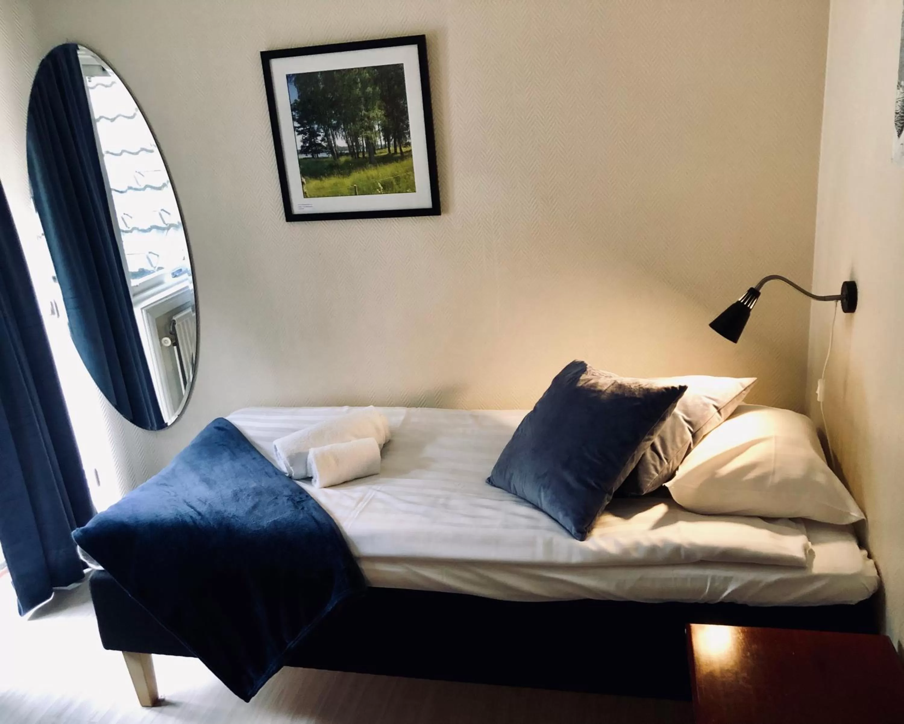 Bed in Treetop Spa Hangout & Hotel