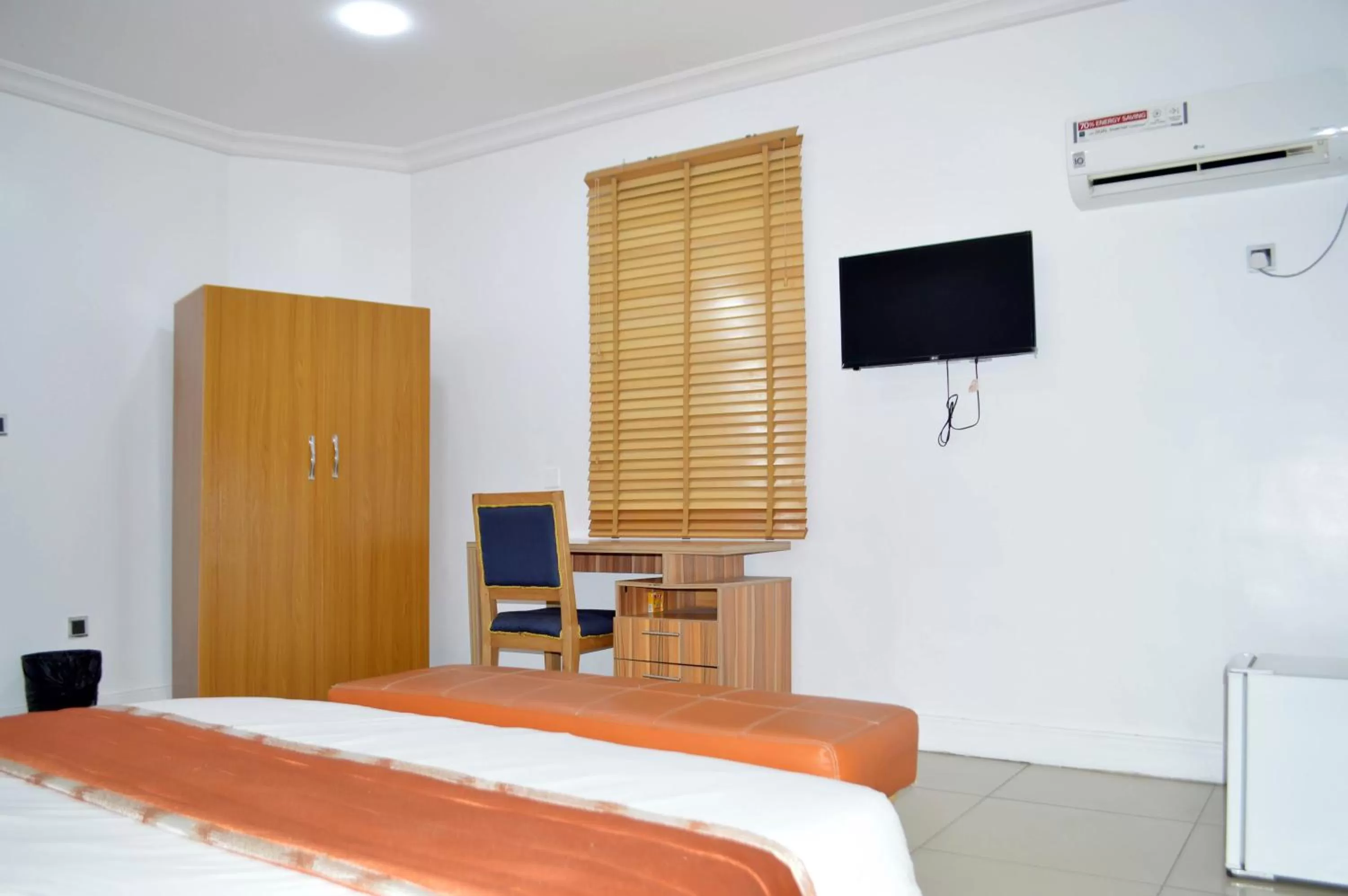 Bed in HIS Dulce Apartments