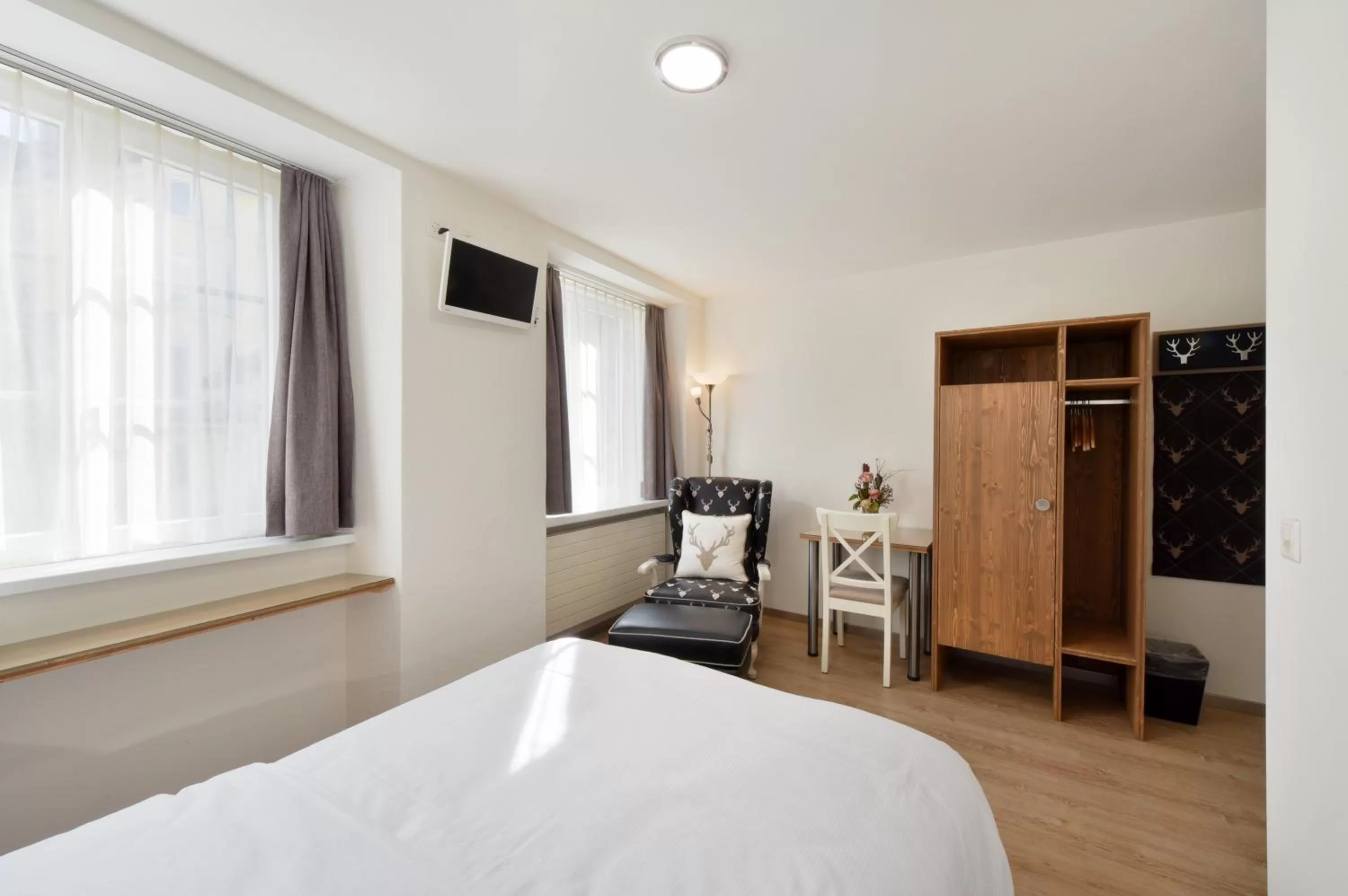 Photo of the whole room, Bed in Hotel Hirschen