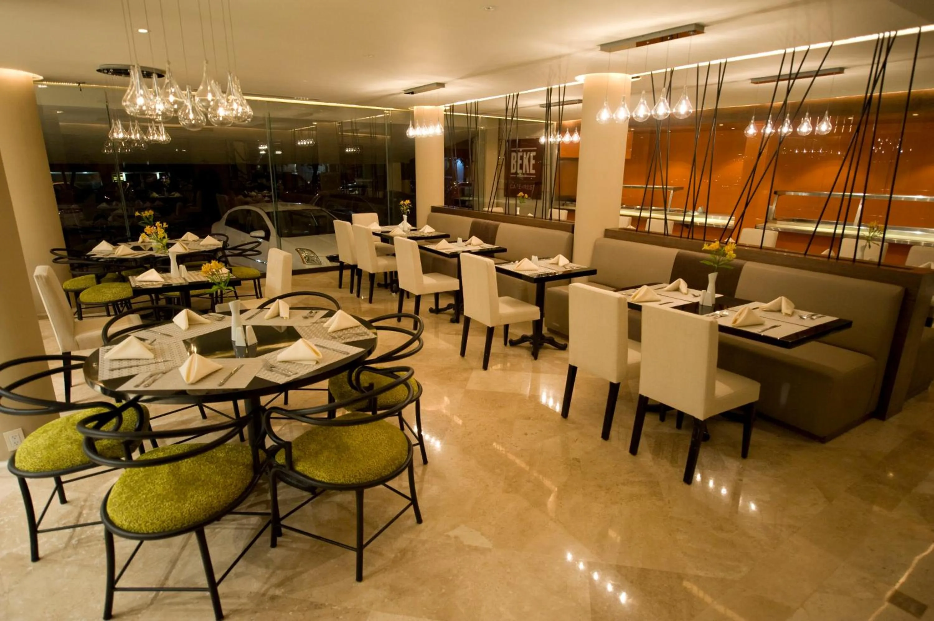 Restaurant/places to eat in Antaris Valle