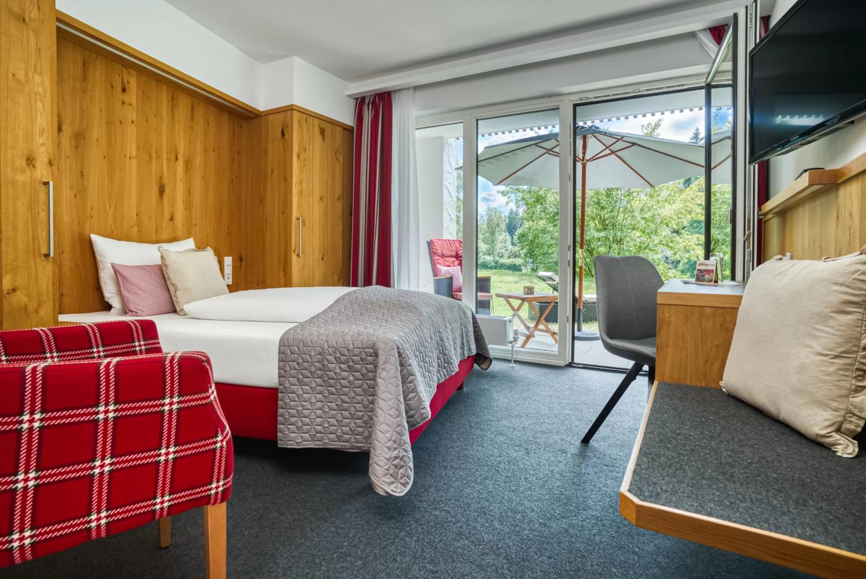 Photo of the whole room, Bed in Landhaus Sommerau