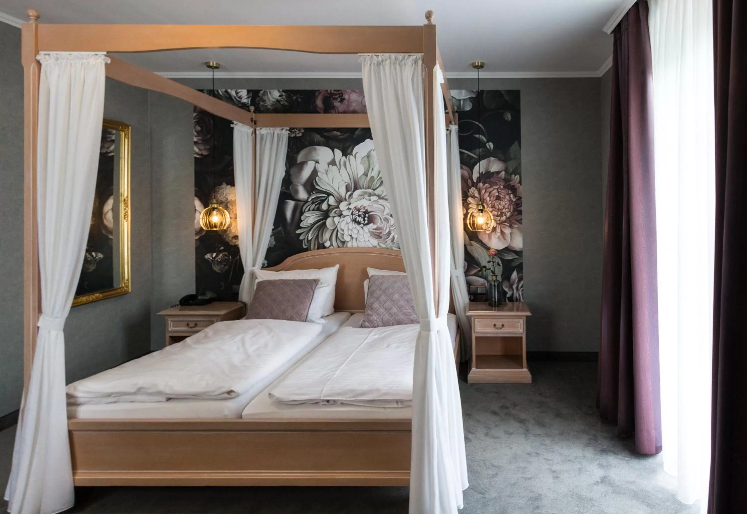 Bed in Hotel Germania