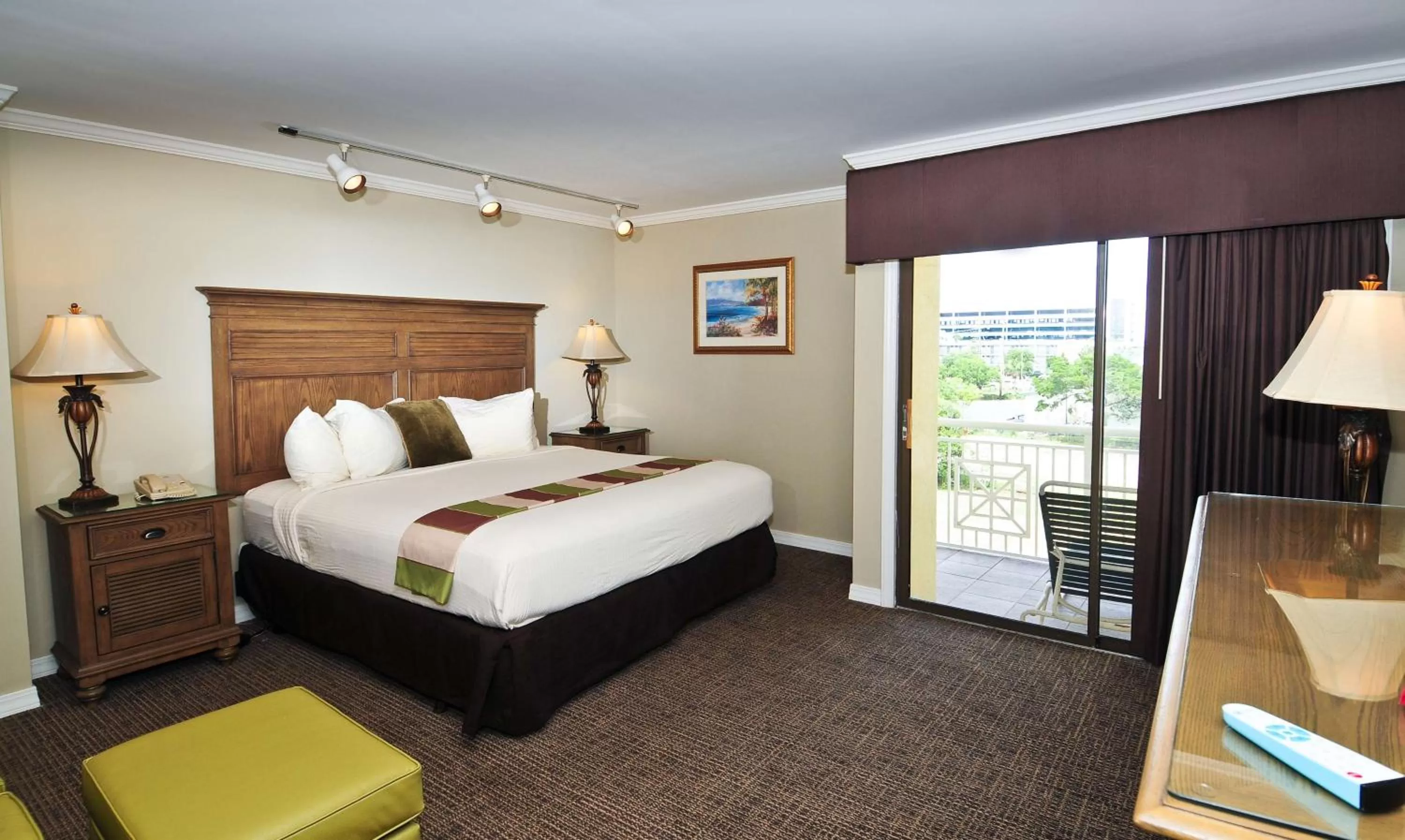 Photo of the whole room, Bed in The Sandbar Hotel, Trademark Collection by Wyndham