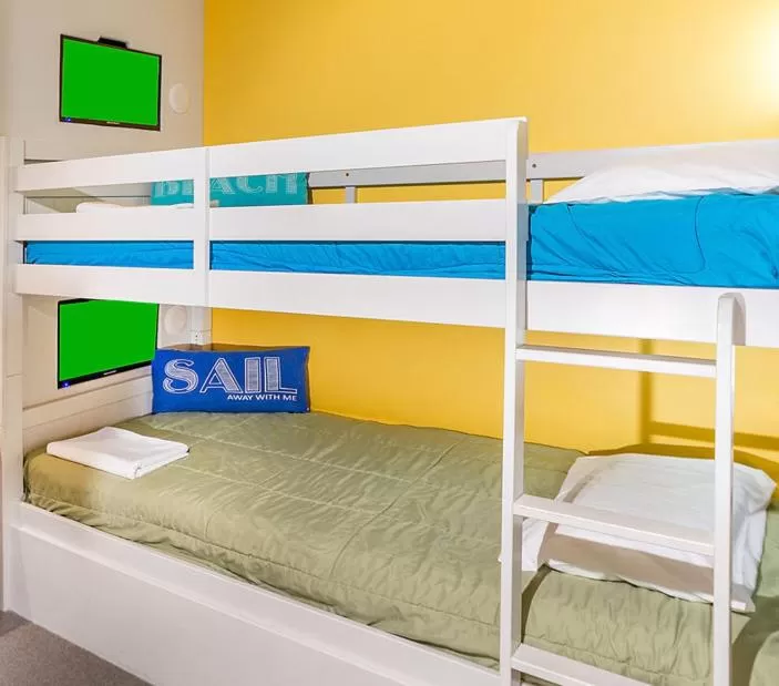 Bedroom, Bed in Rydges Esplanade Resort Cairns