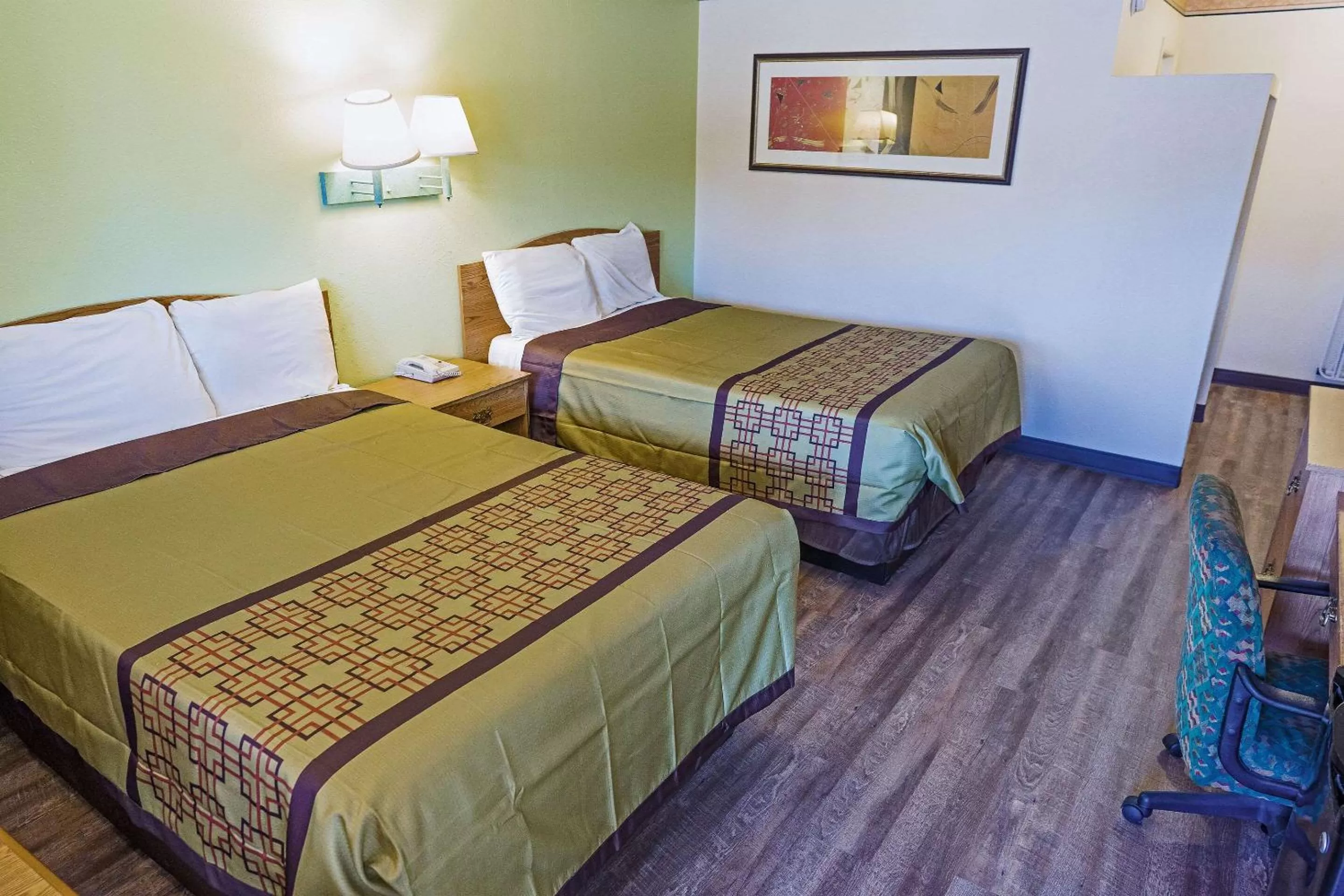 Bedroom, Bed in Rodeway Inn Albuquerque Downtown on Rt 66