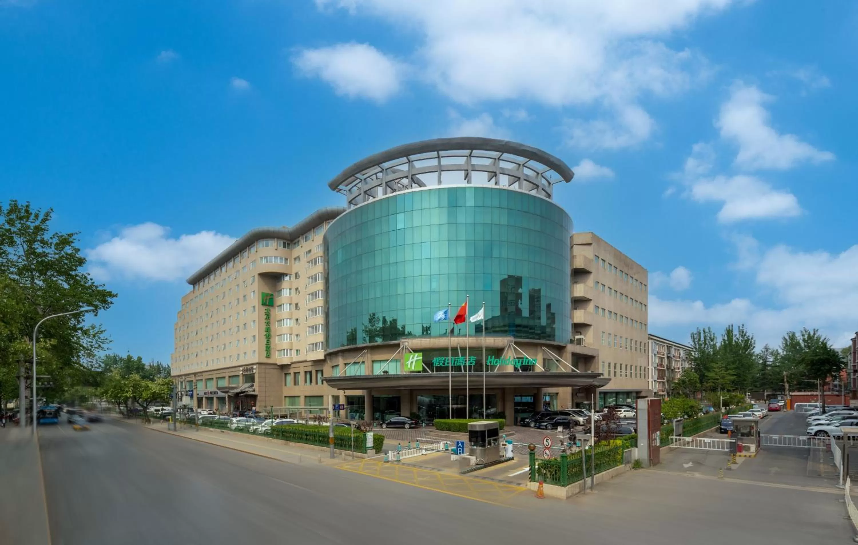 Property building in Holiday Inn Beijing Chang An West by IHG