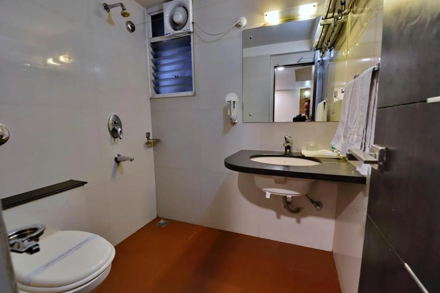 Bathroom in Hotel Shree Vatika