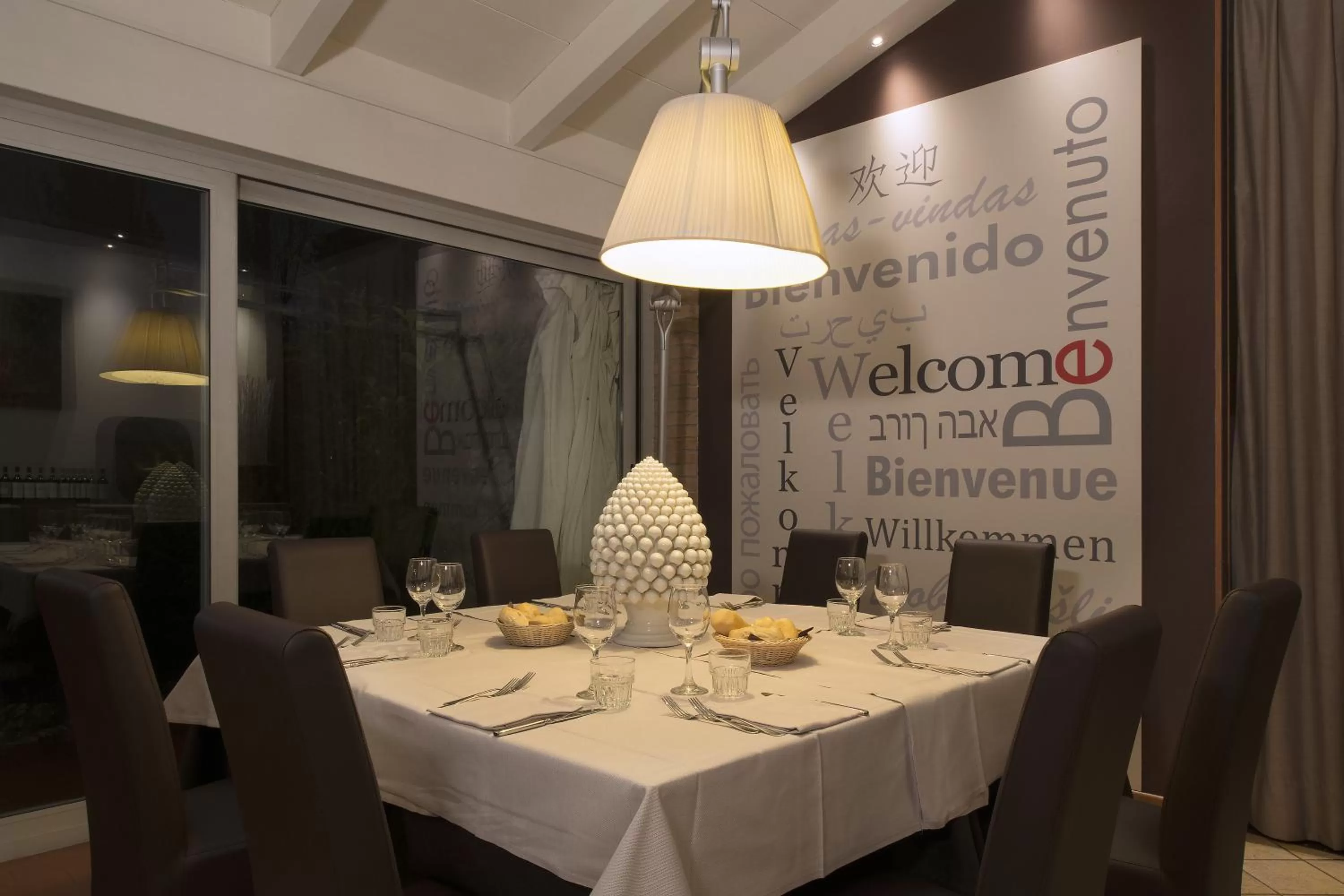 Restaurant/places to eat in Hotel Villa Ducale