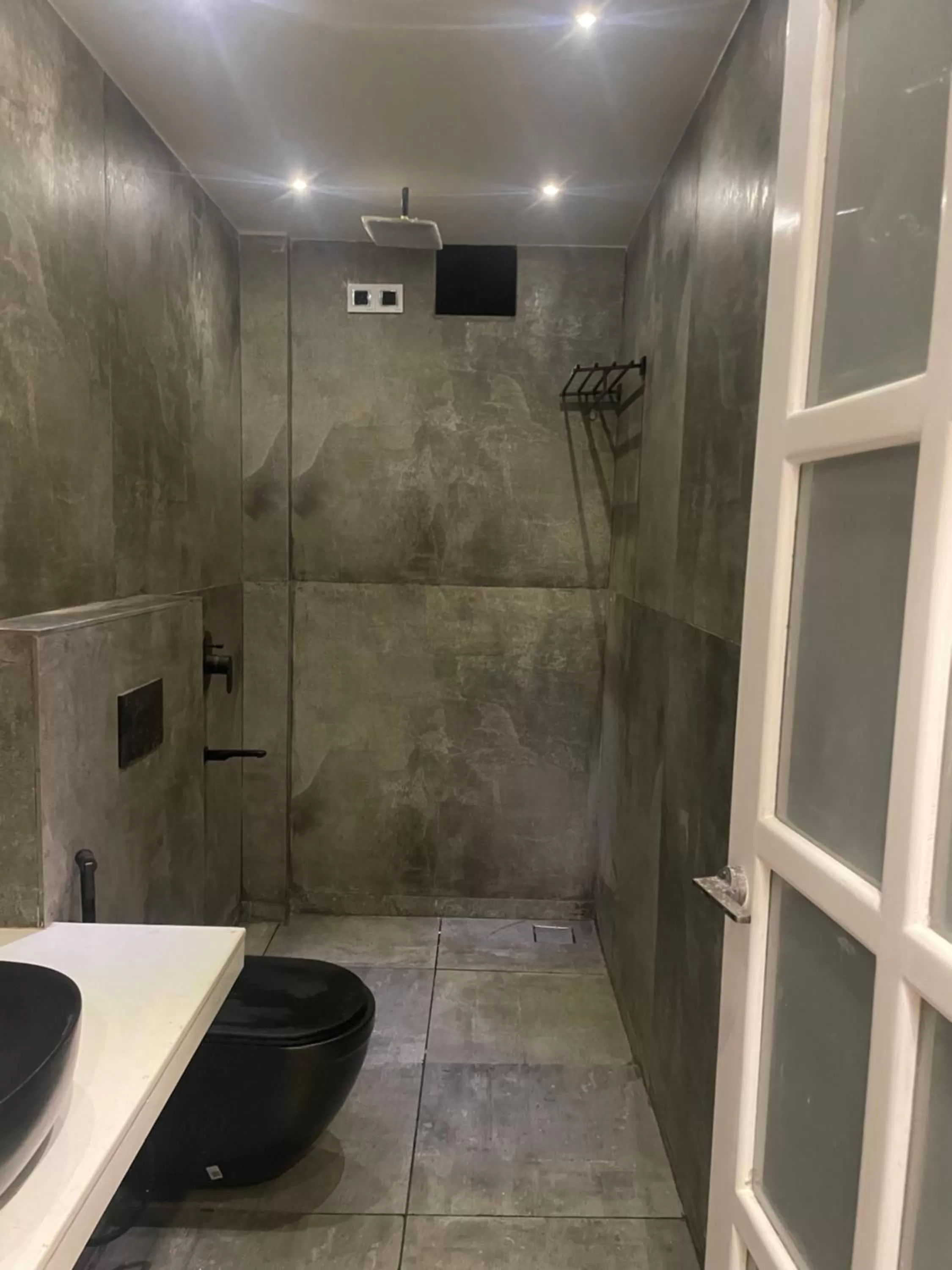 Shower, Bathroom in Pajaros Blu