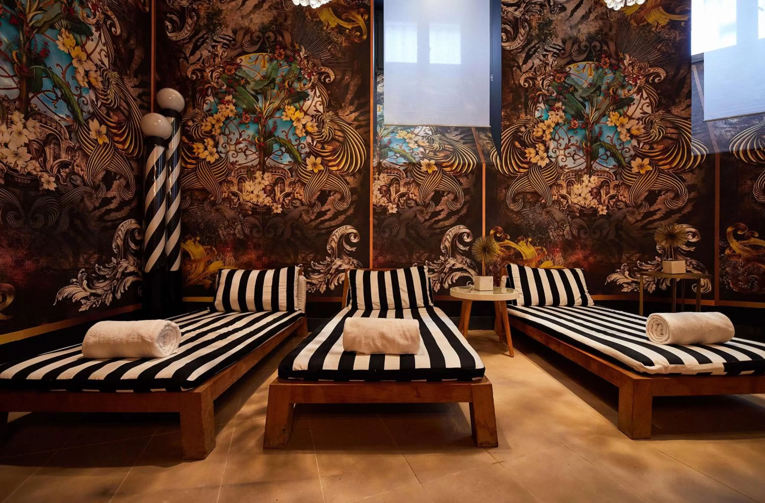 Spa and wellness centre/facilities in Radisson Blu Hotel, Madrid Prado