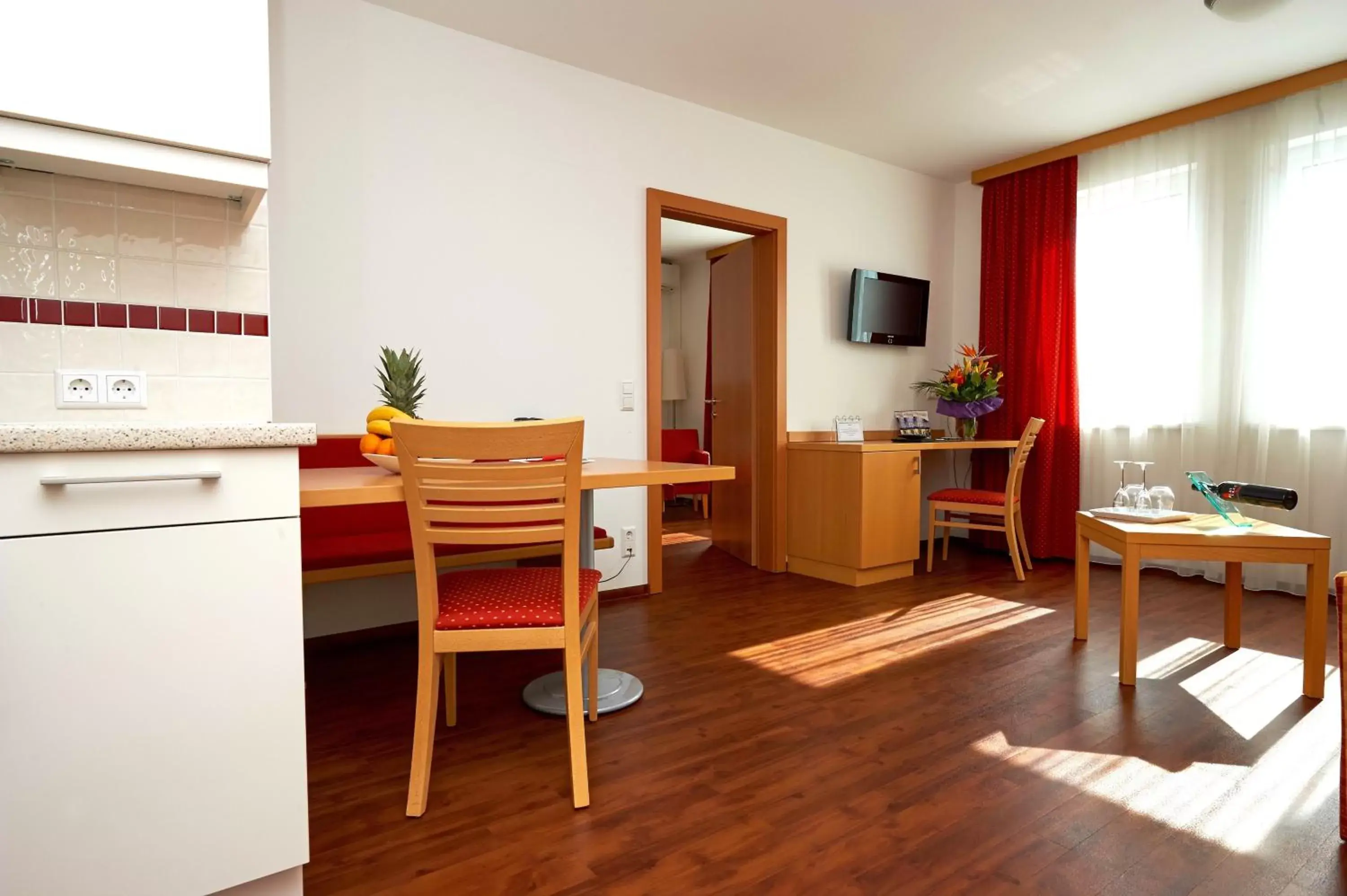 One-Bedroom Apartment in City-Hotel Mödling One-Bedroom Apartment in City-Hotel Mödling