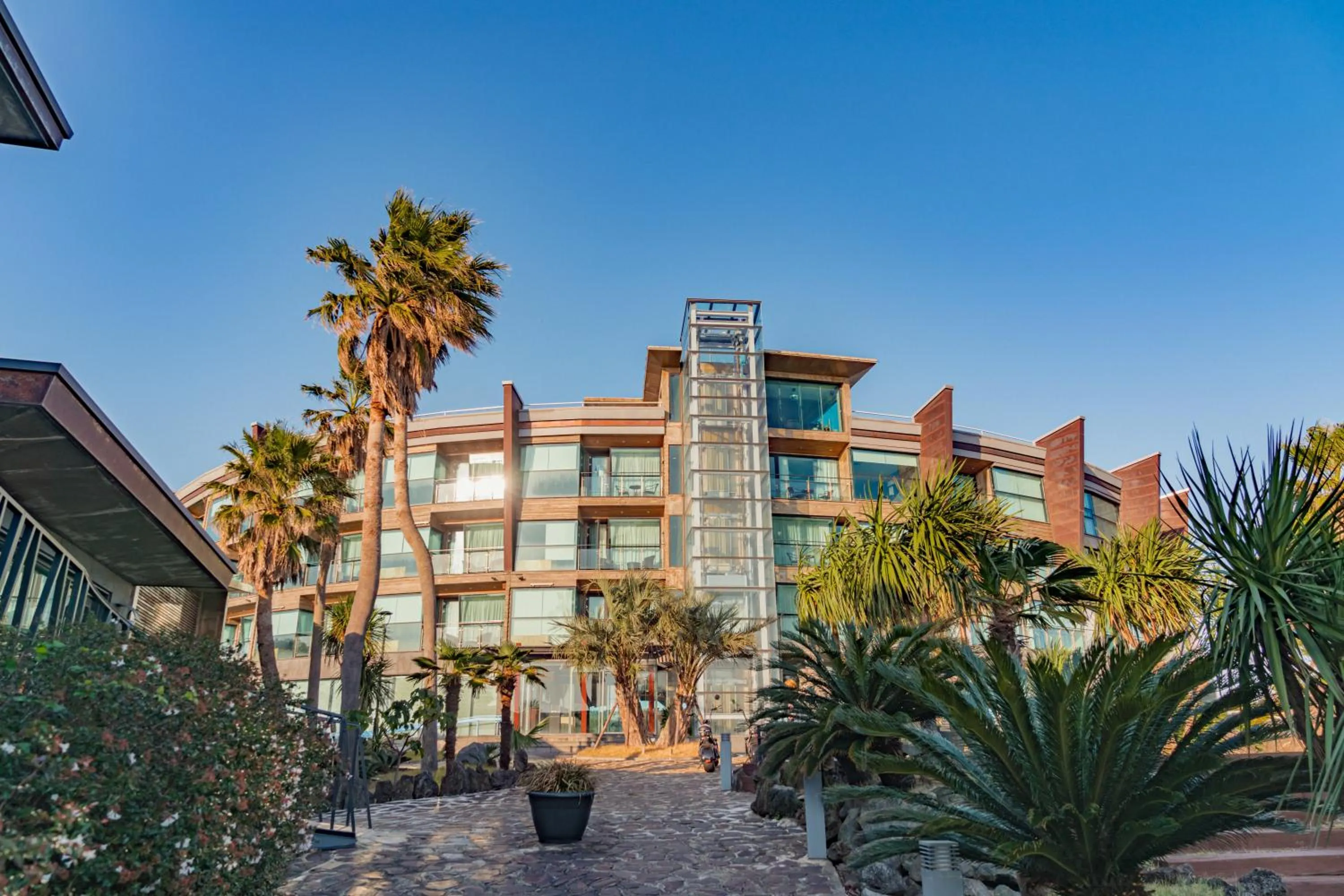 Property Building in Jeju Hotel Scarboro