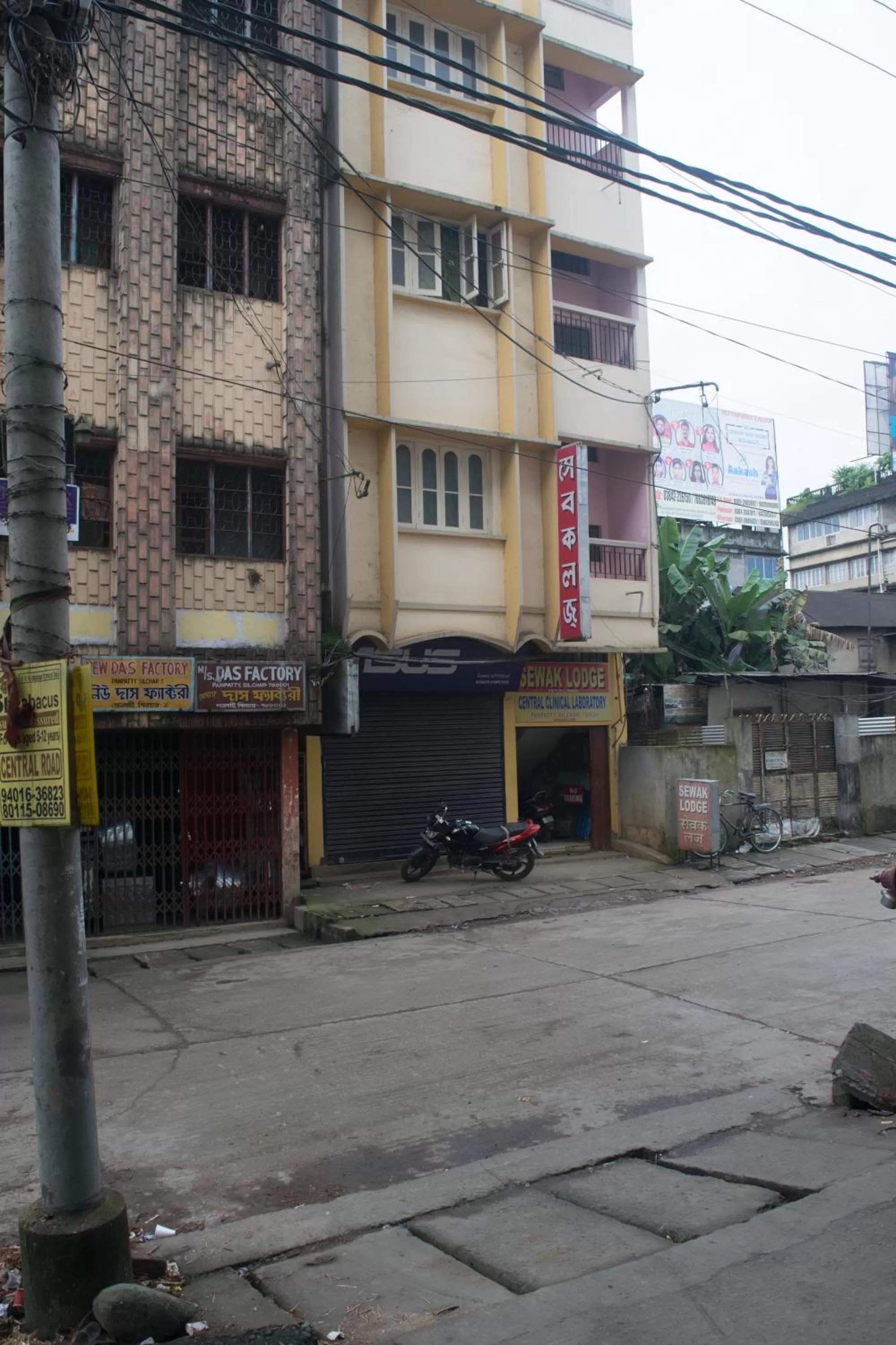 Property building in Sewak Lodge