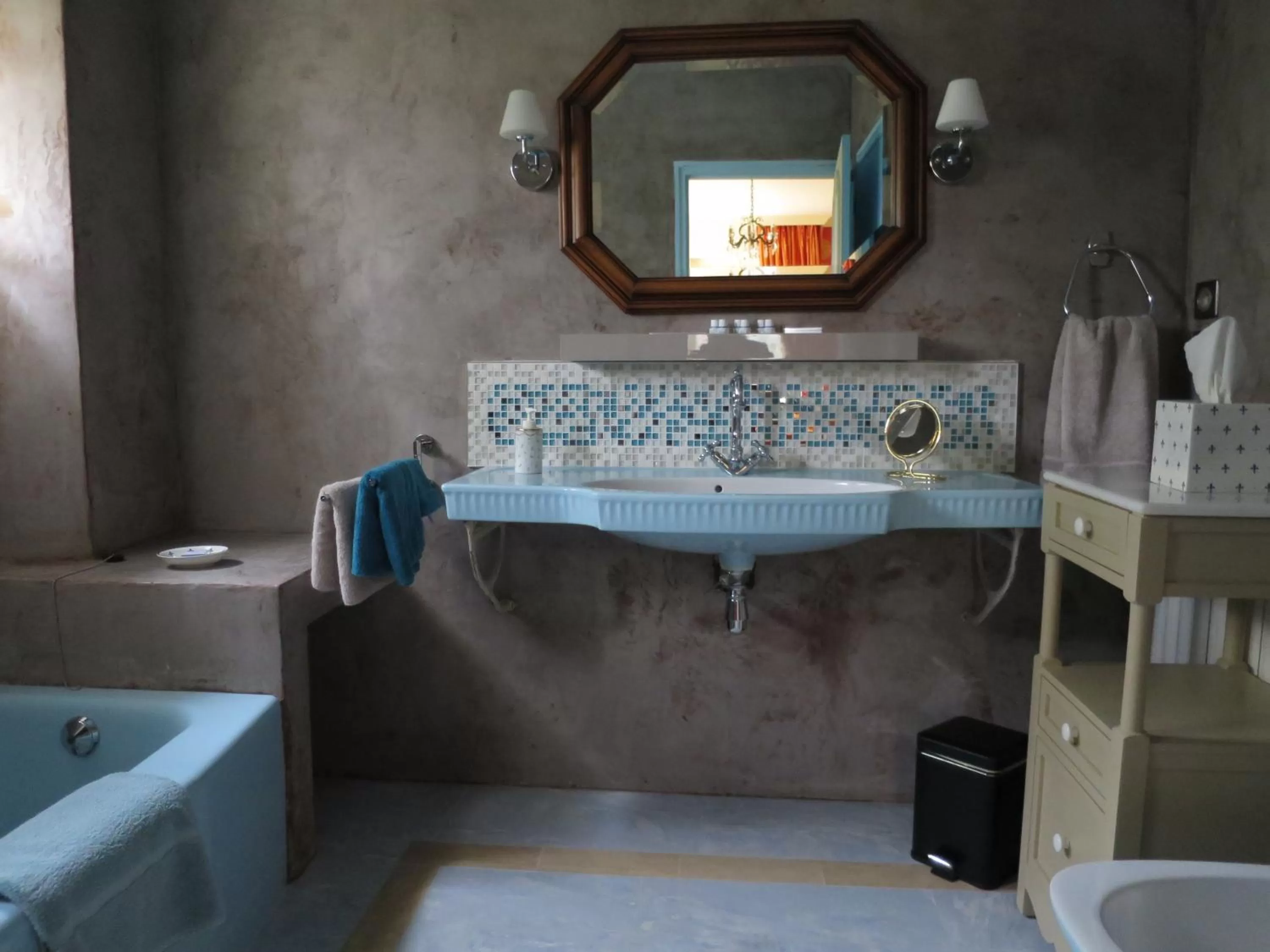 Toilet, Bathroom in KerBlondel