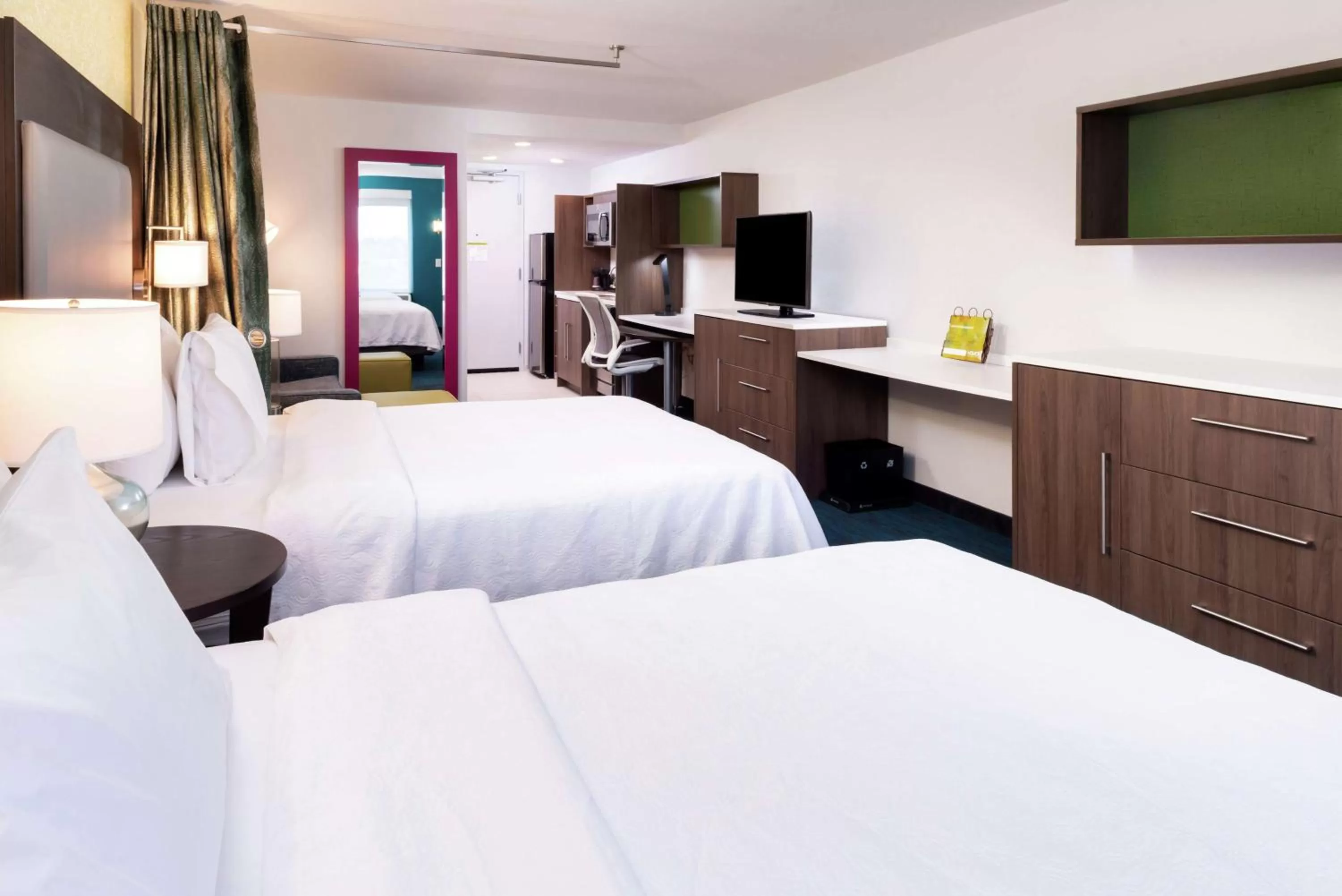 Bedroom, Bed in Home2 Suites by Hilton Columbia Downtown