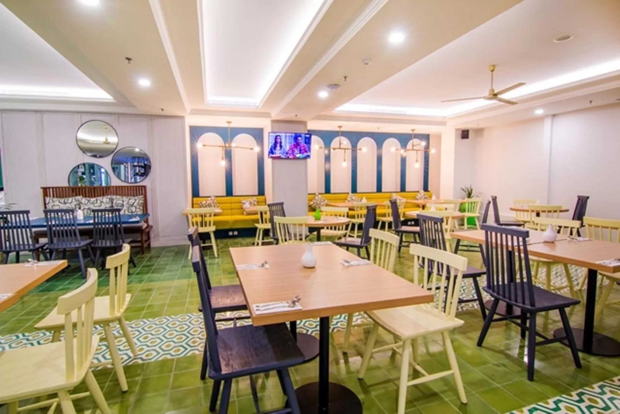 Restaurant/places to eat in Jambuluwuk Thamrin Hotel