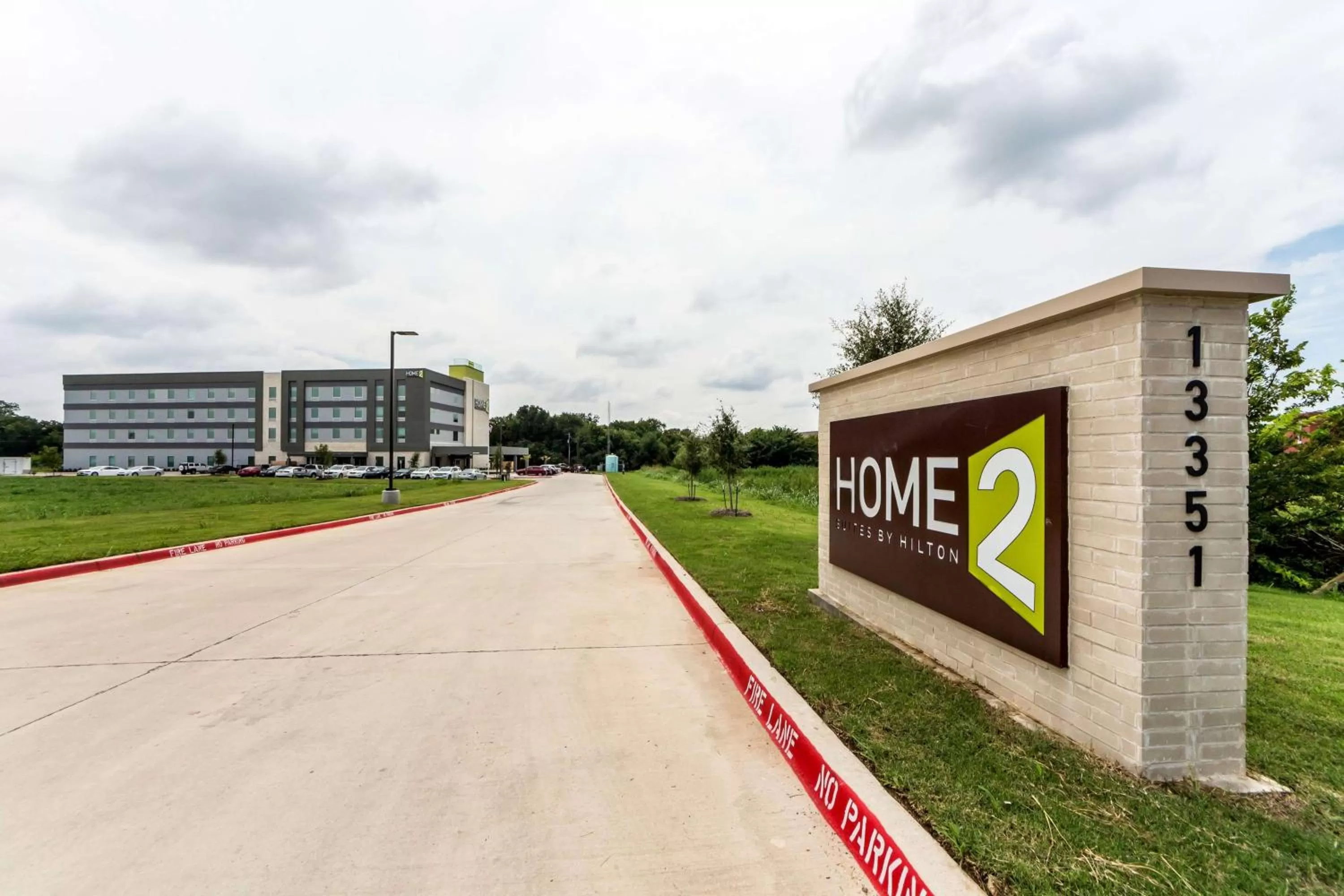Property building in Home2 Suites By Hilton Fort Worth Northlake
