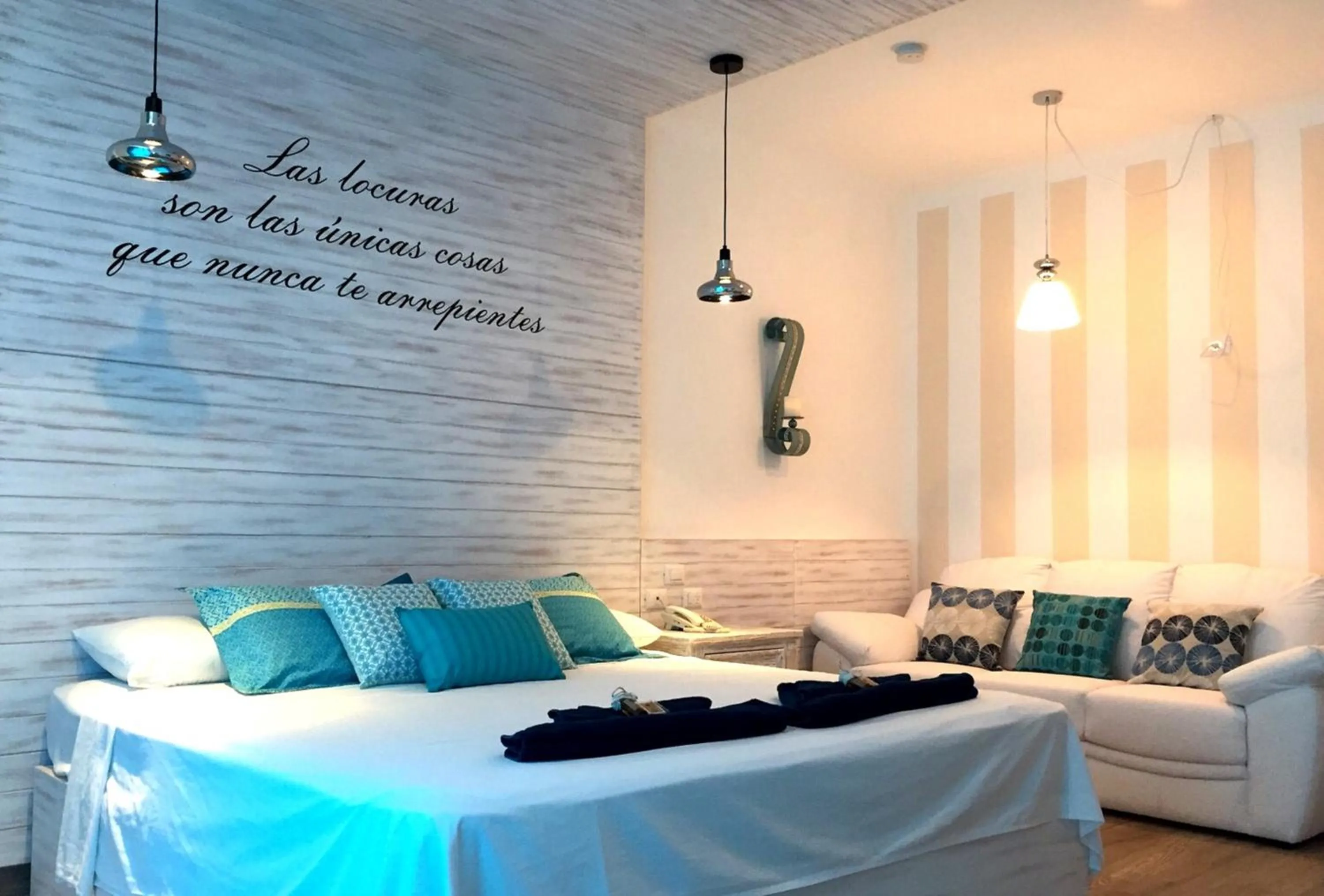 Bed in Hotel Coco Rio "City Center"