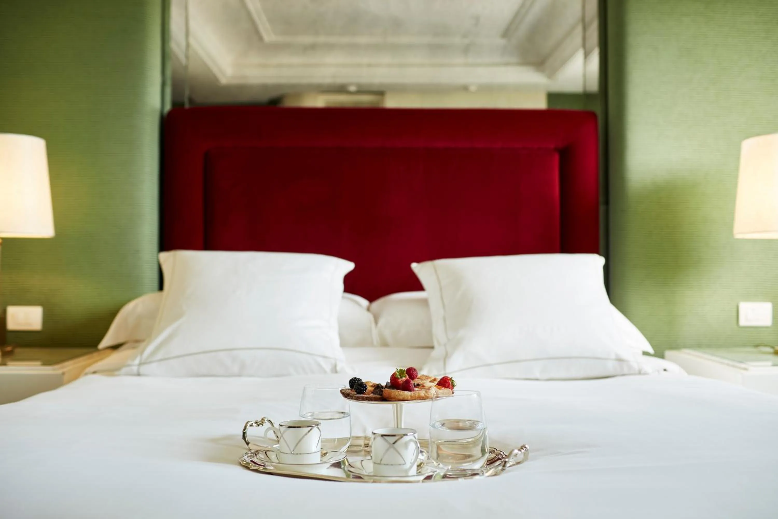 Bed in Hotel Lord Byron - Small Luxury Hotels of the World