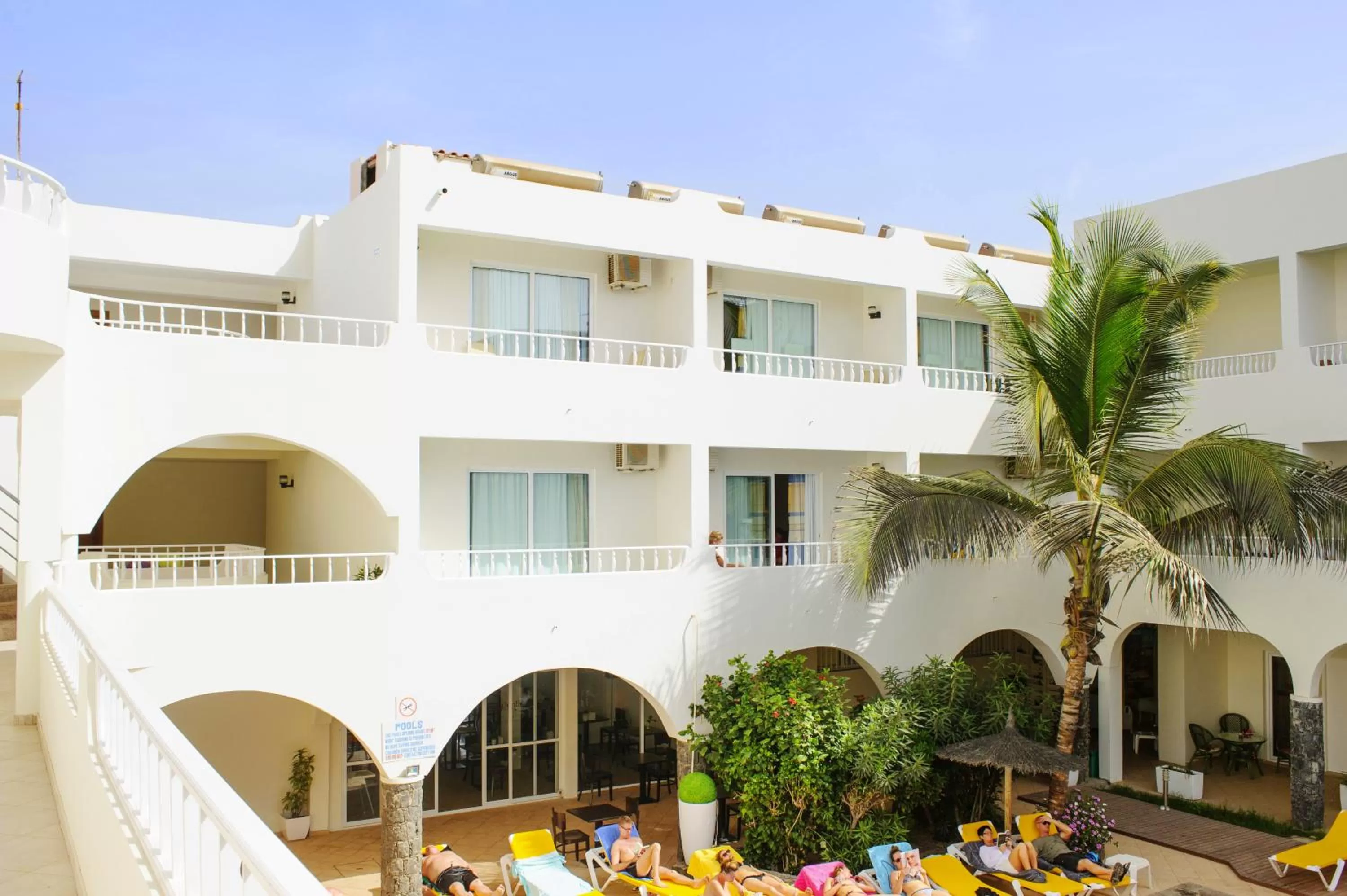 Balcony/Terrace in Ouril Pontao Hotel