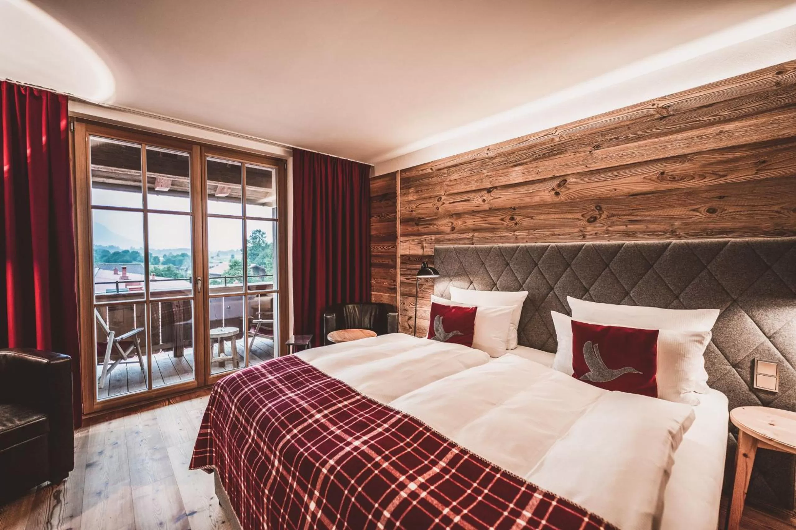 Photo of the whole room, Bed in Das Achental Resort