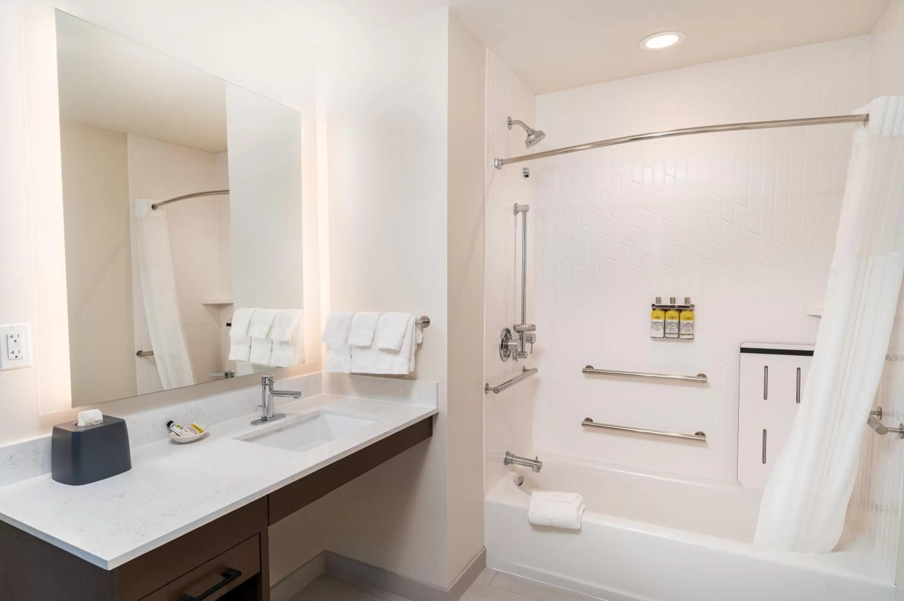 Bathroom in Staybridge Suites - Temecula - Wine Country by IHG