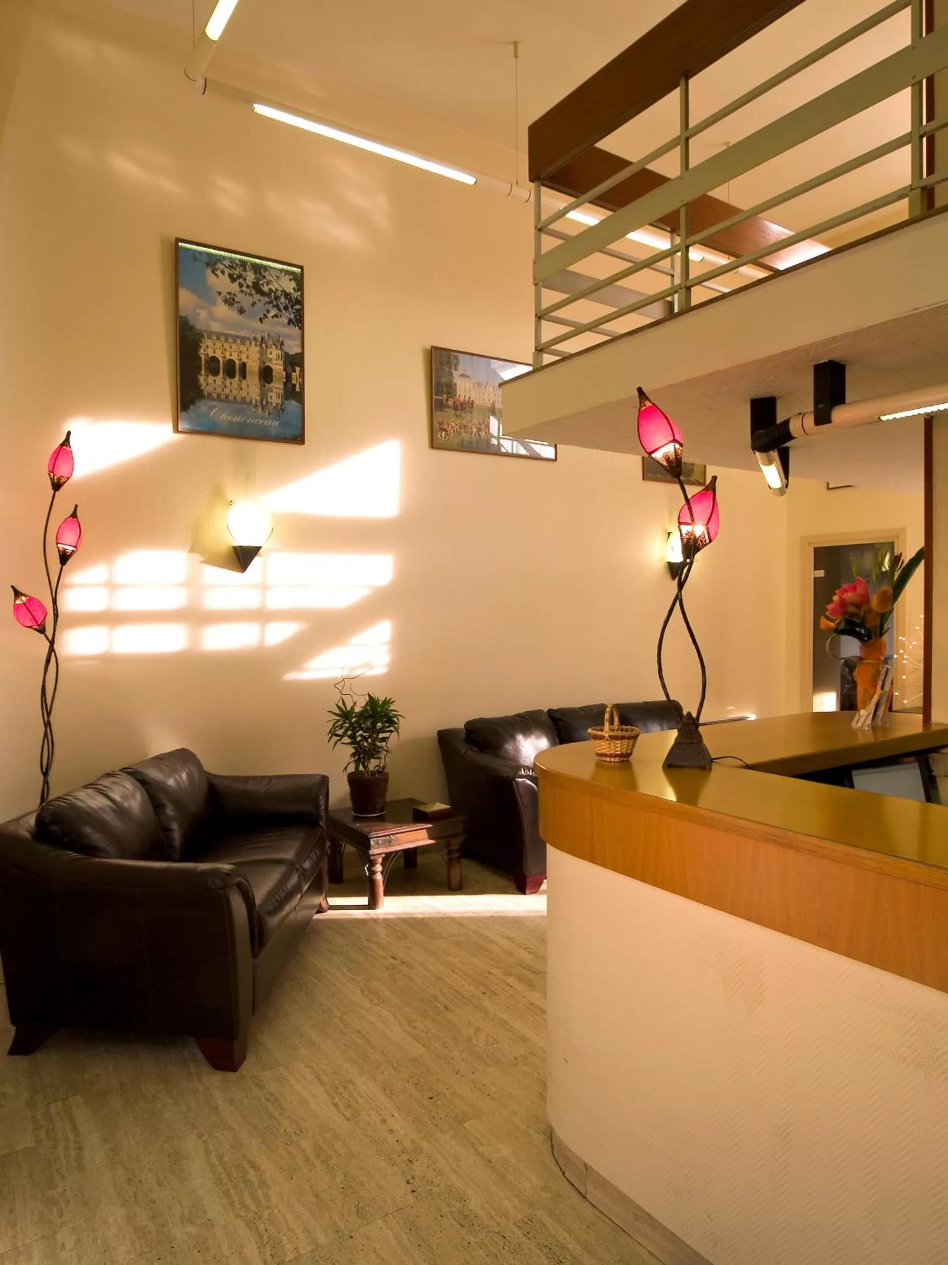 Lobby or reception in Cit'Hotel Criden