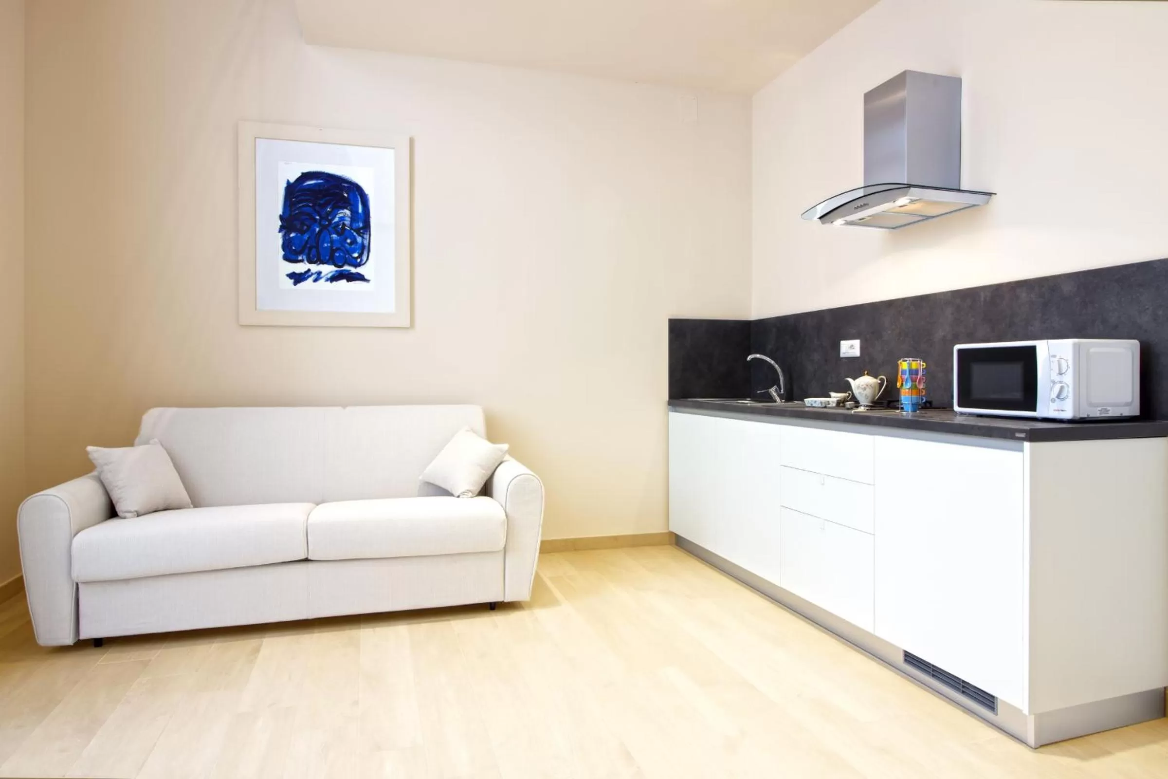 Kitchen or kitchenette in Palazzo d'Auria ApartHotel