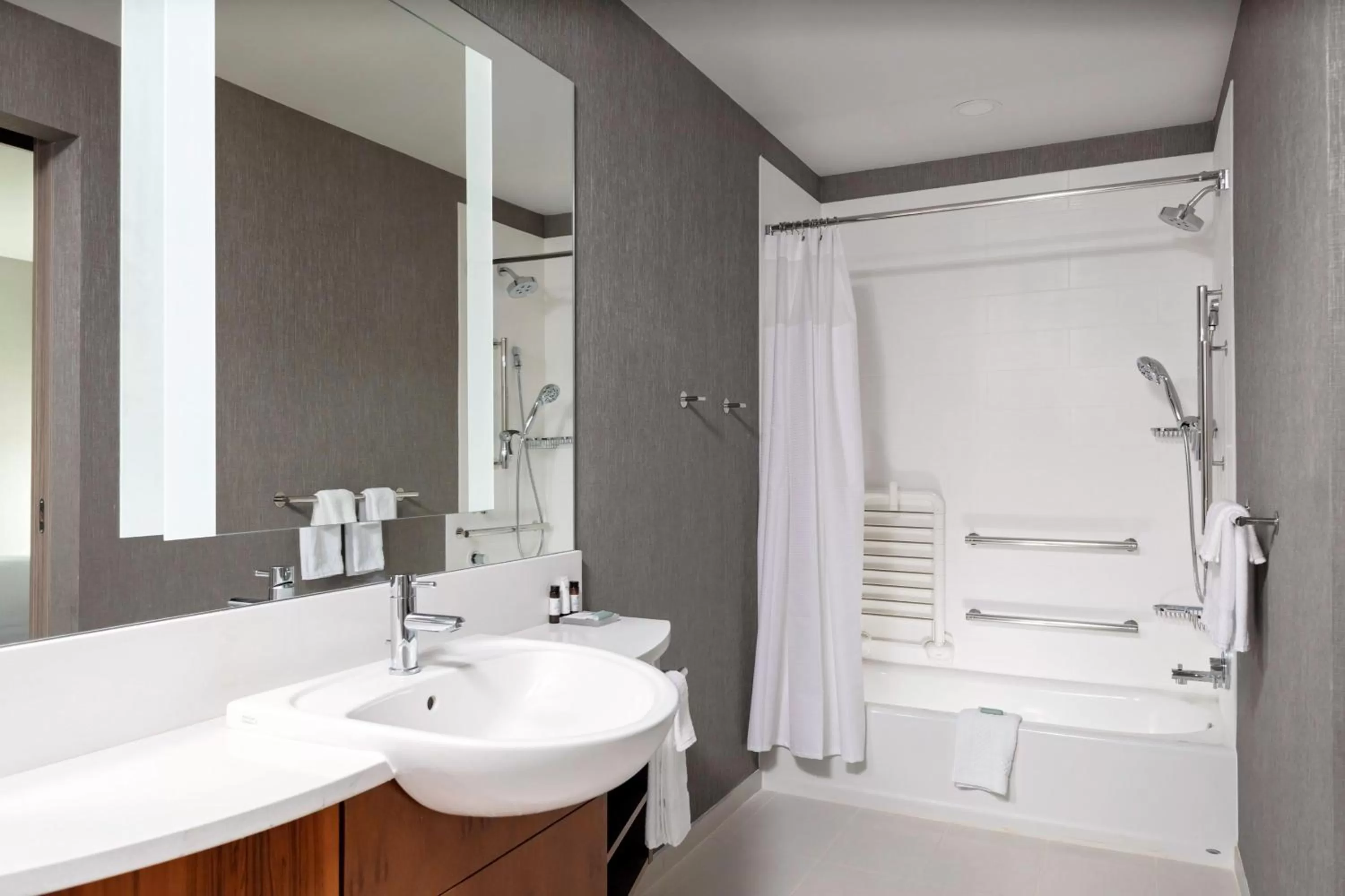 Bedroom in SpringHill Suites by Marriott Beaufort