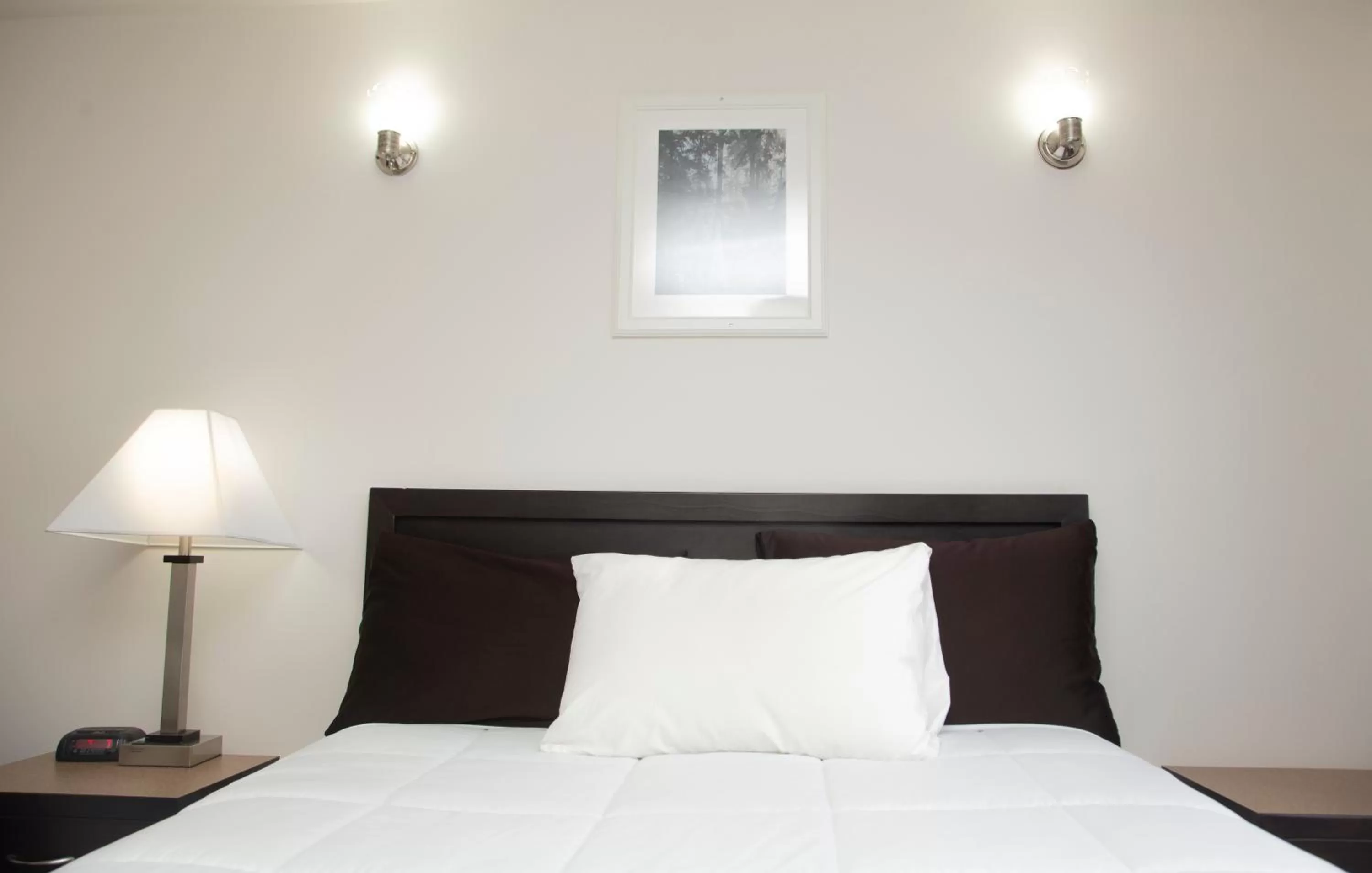 Bed in Happy Day Inn