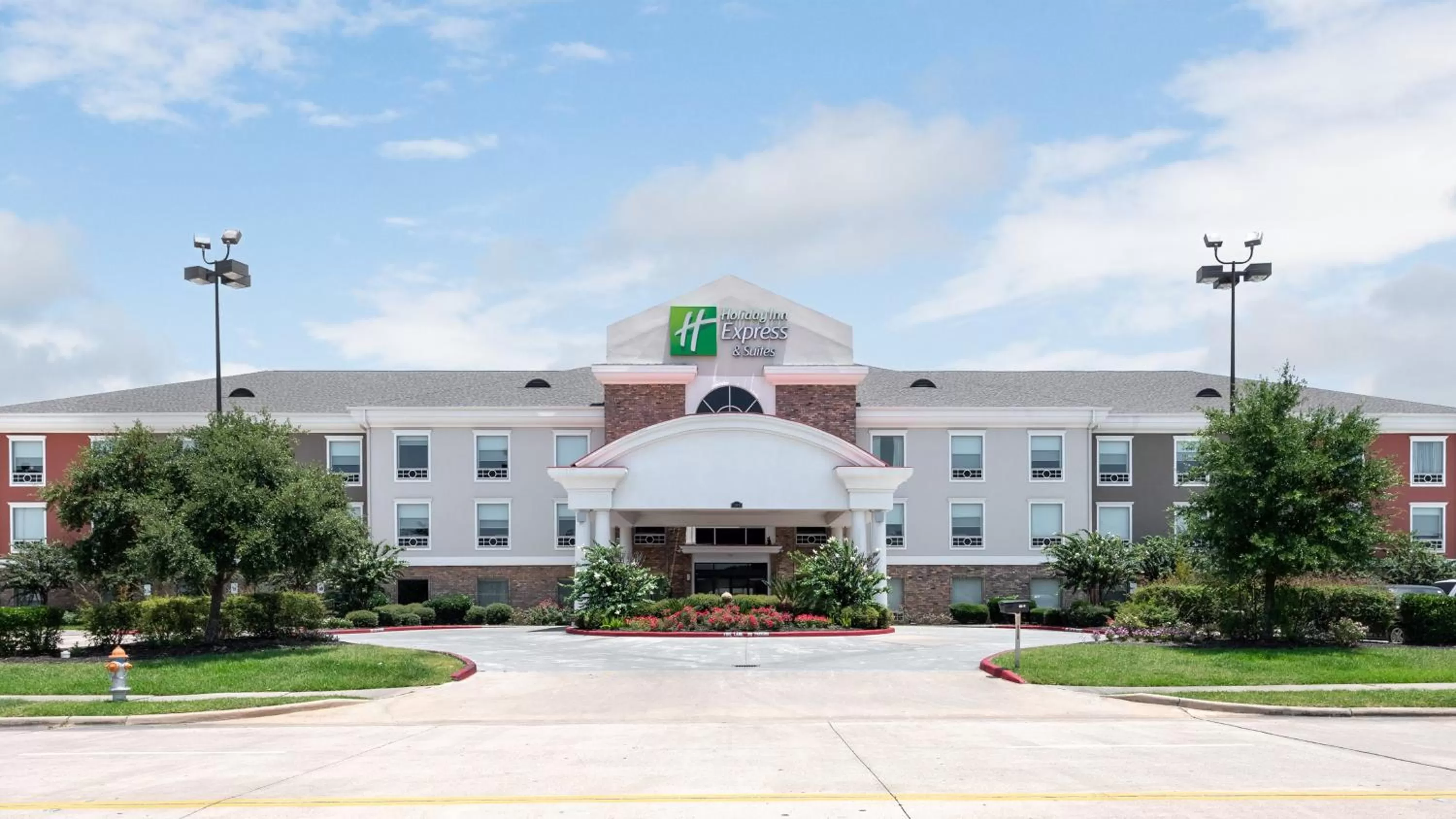 Property building in Holiday Inn Express Hotel and Suites Conroe by IHG