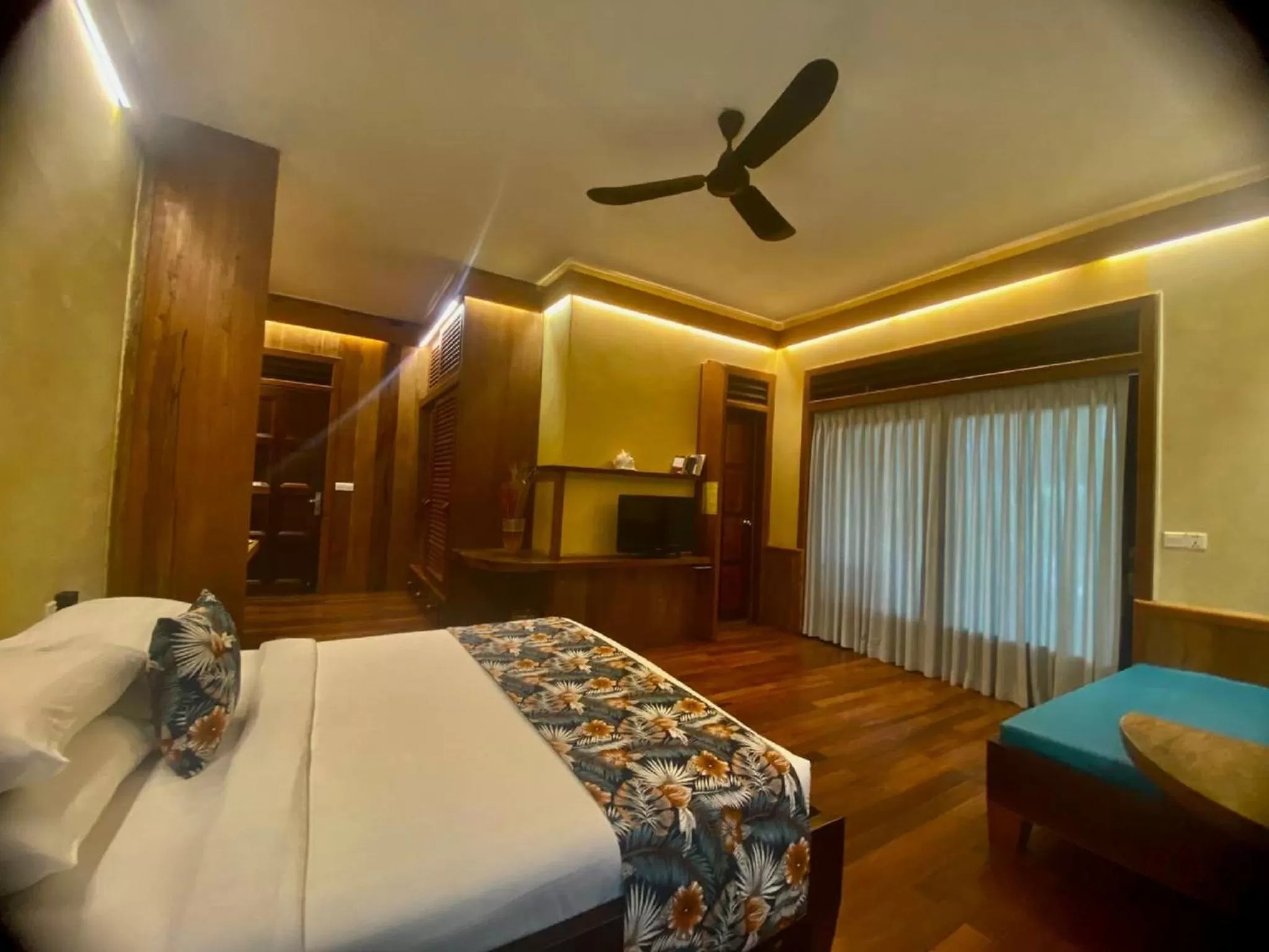 TV and multimedia, Bed in Veranda Natural Resort