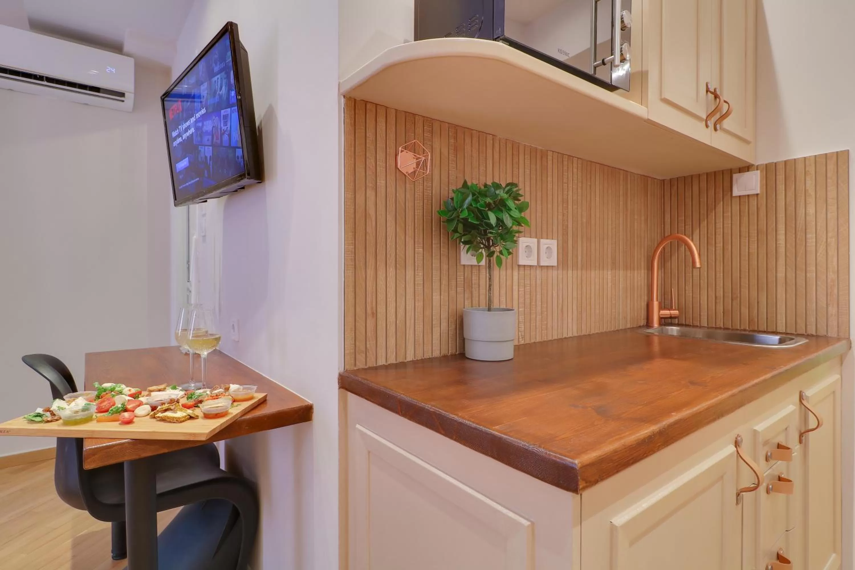 Kitchen or kitchenette in AthINN Residence