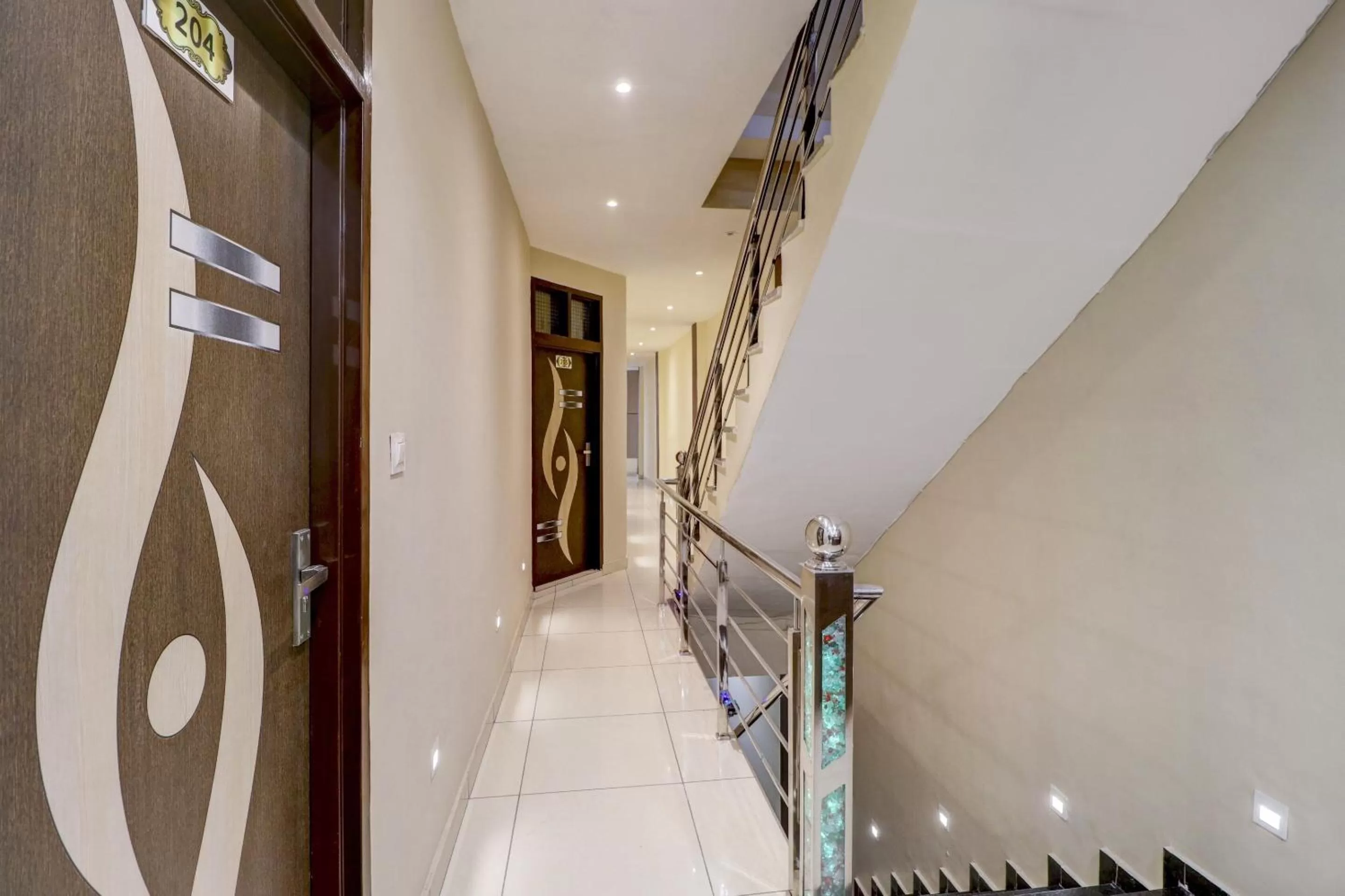 Facade/entrance in OYO Flagship 77562 Hotel Kabir