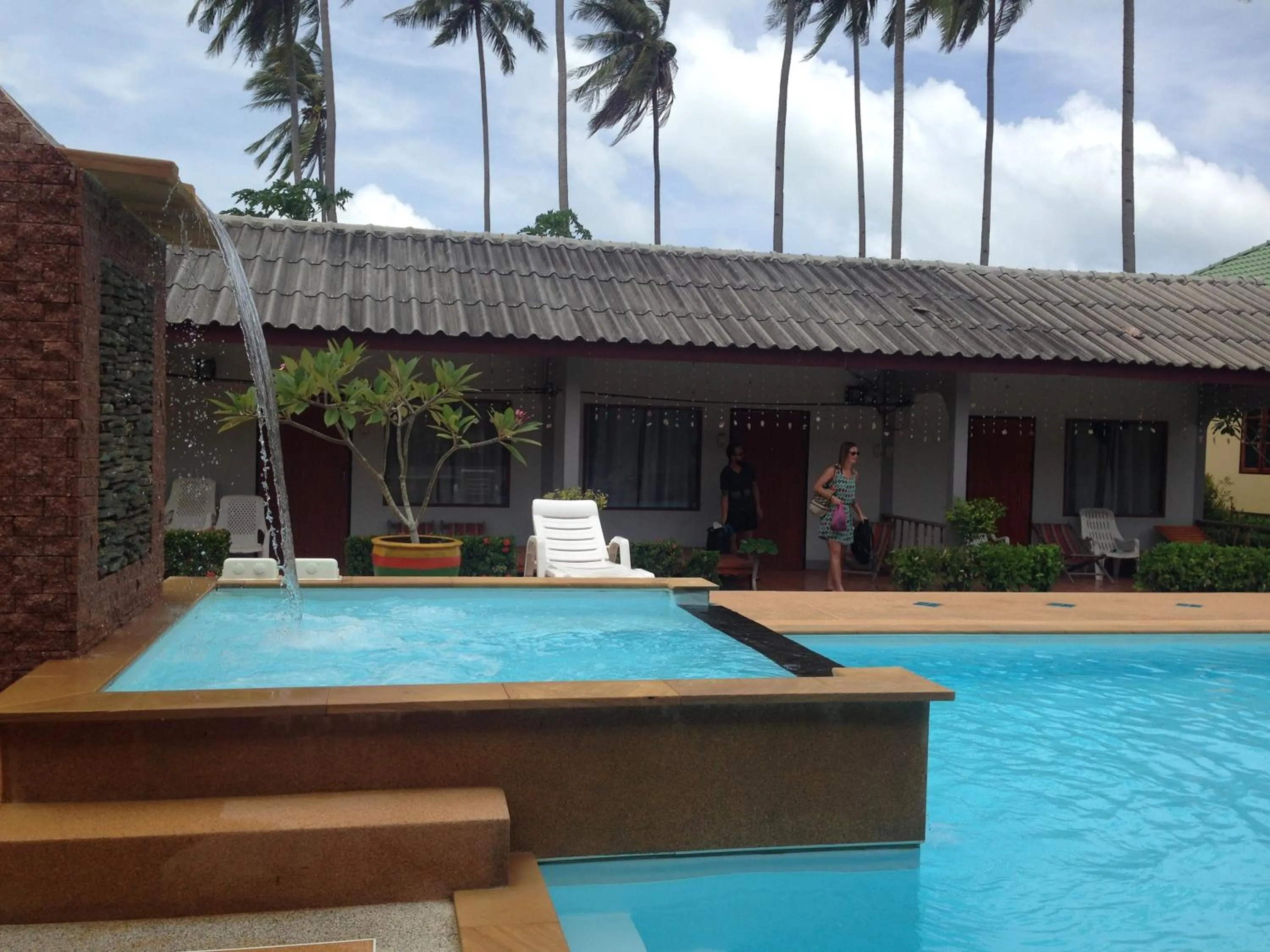 Property building in Khum Laanta Resort - SHA Extra Plus