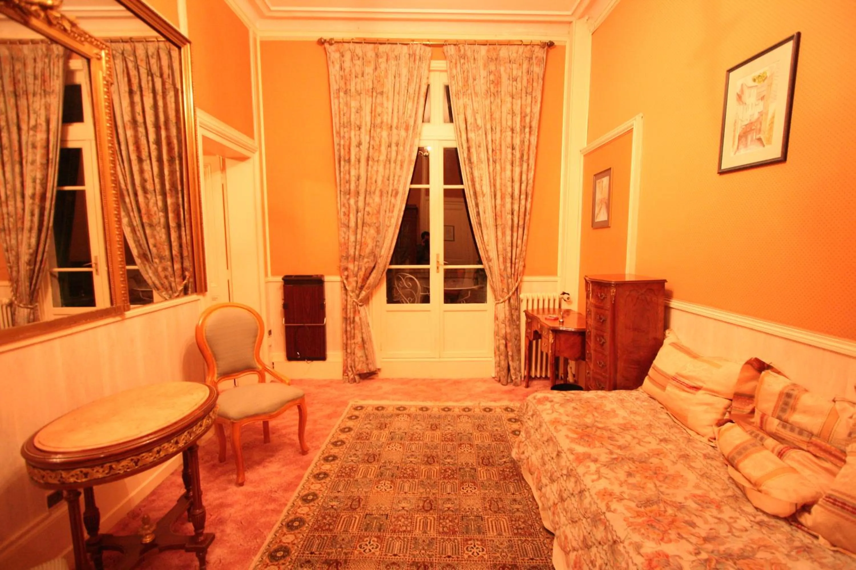 Bed in Belle Isle Sur Risle - Chateau Hotel & Spa