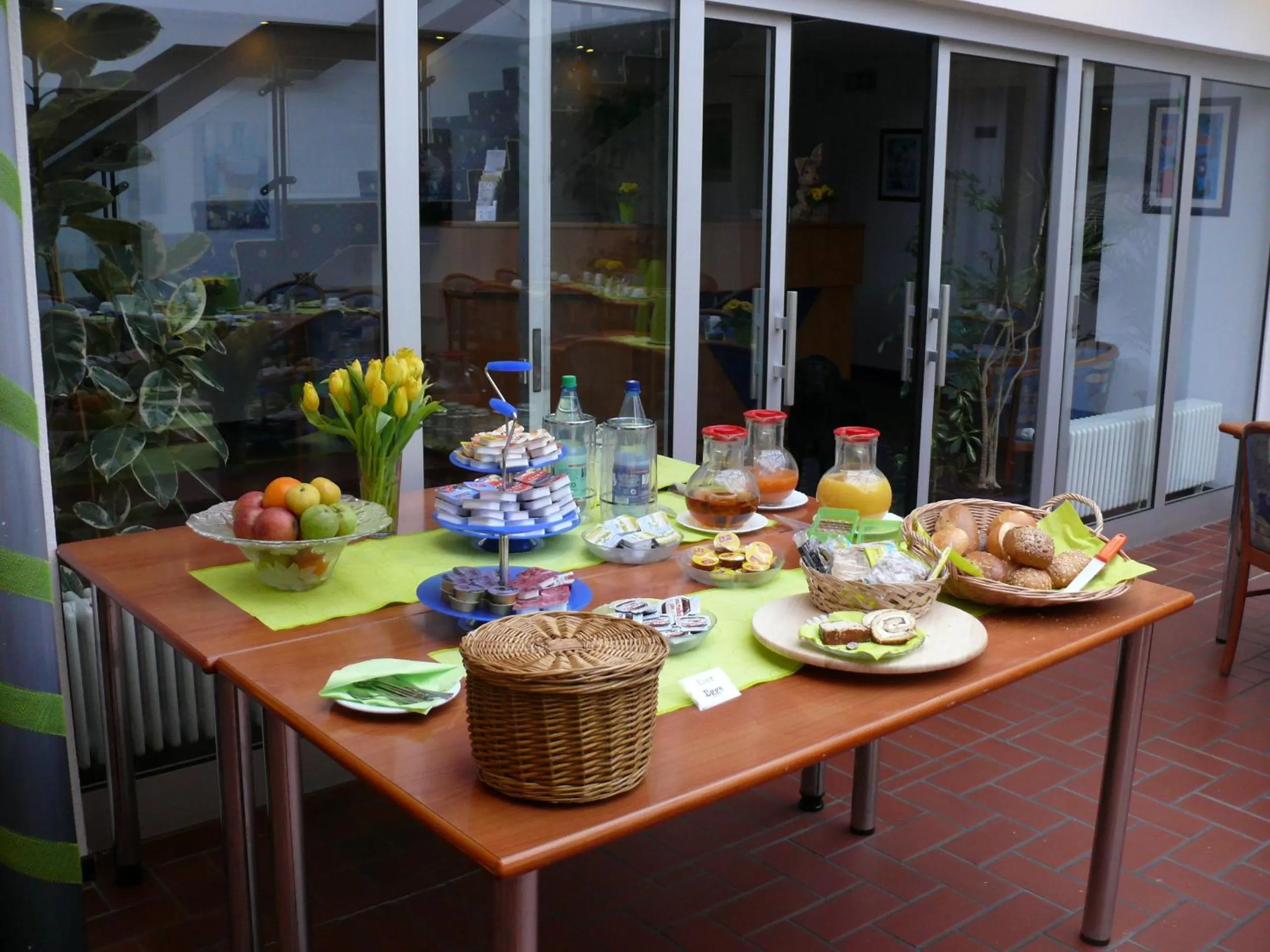 Food in Aparthotel Höper