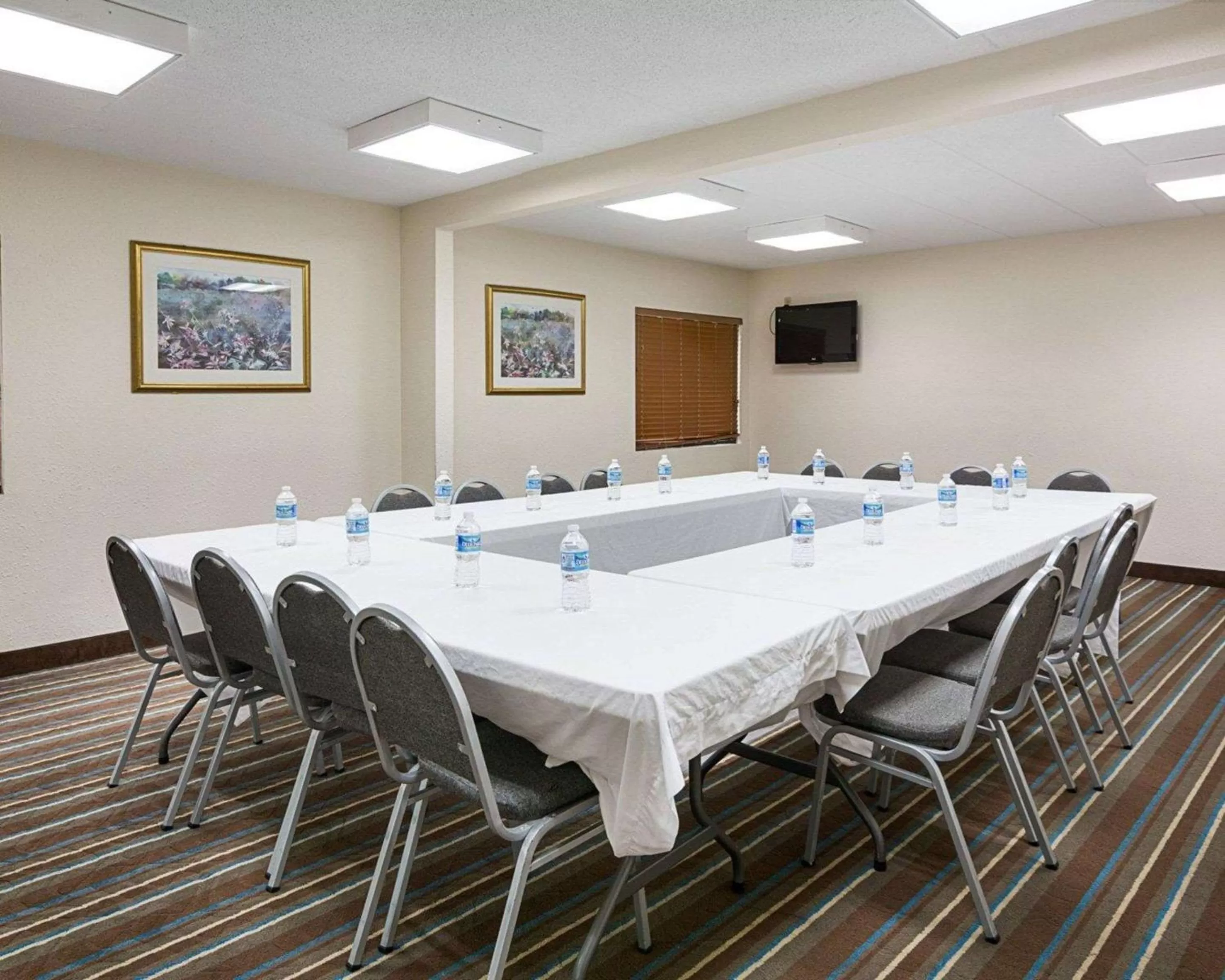 On site in Comfort Inn Oxon Hill - National Harbor