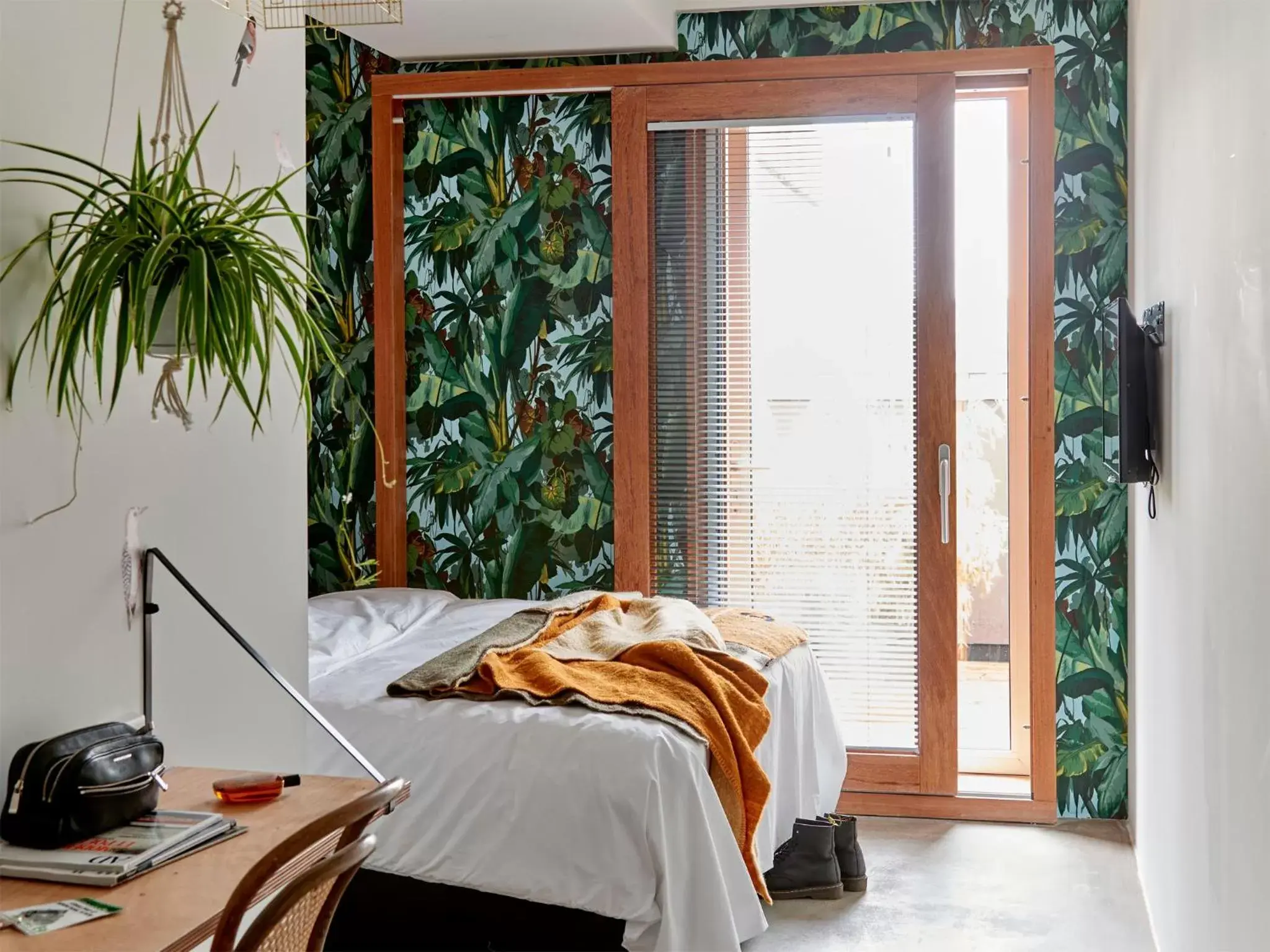 Double Room with Balcony in Q-Factory Hotel Double Room with Balcony in Q-Factory Hotel