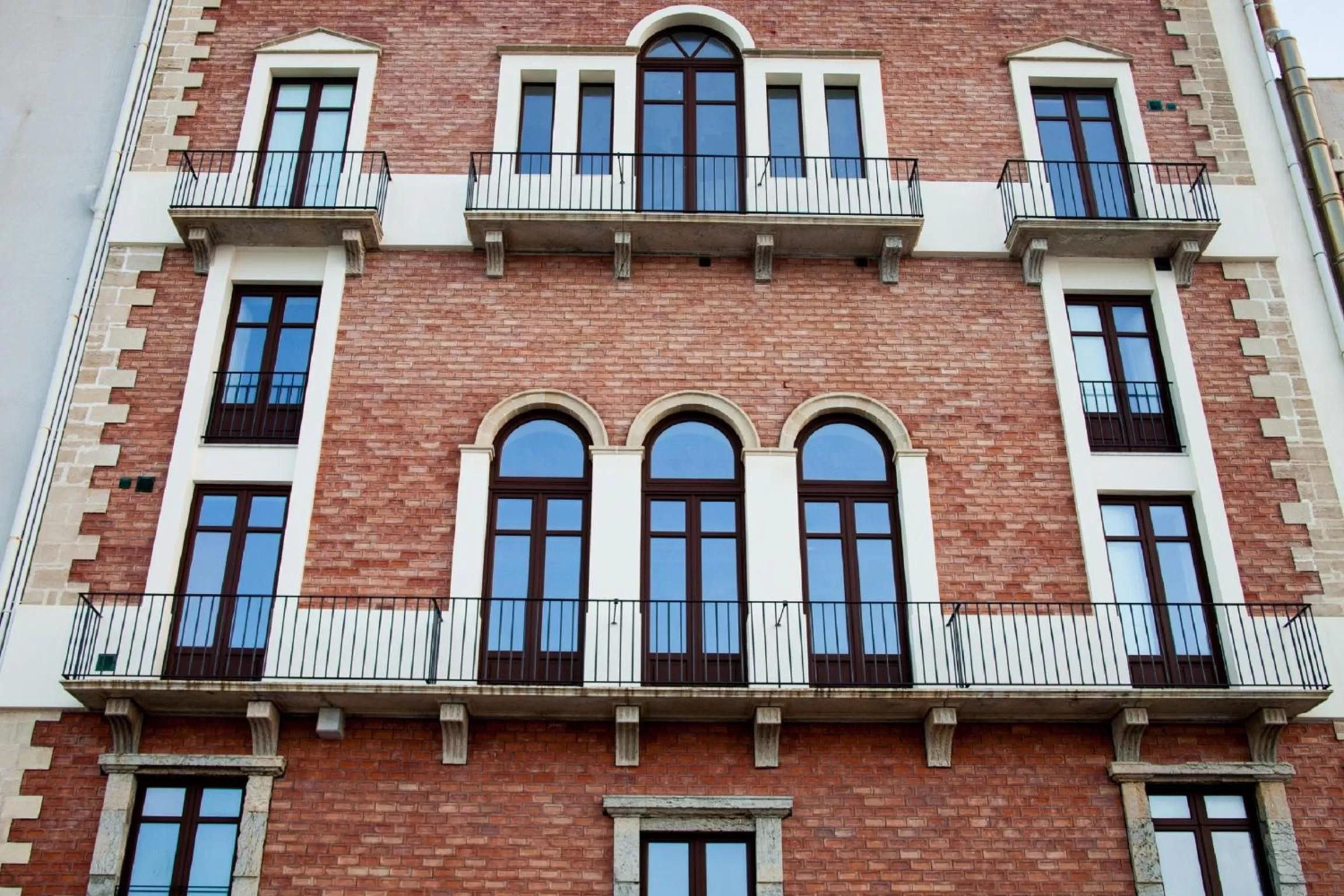Property building in Central Gallery Rooms- Palazzo D'Ali' Staiti XIX