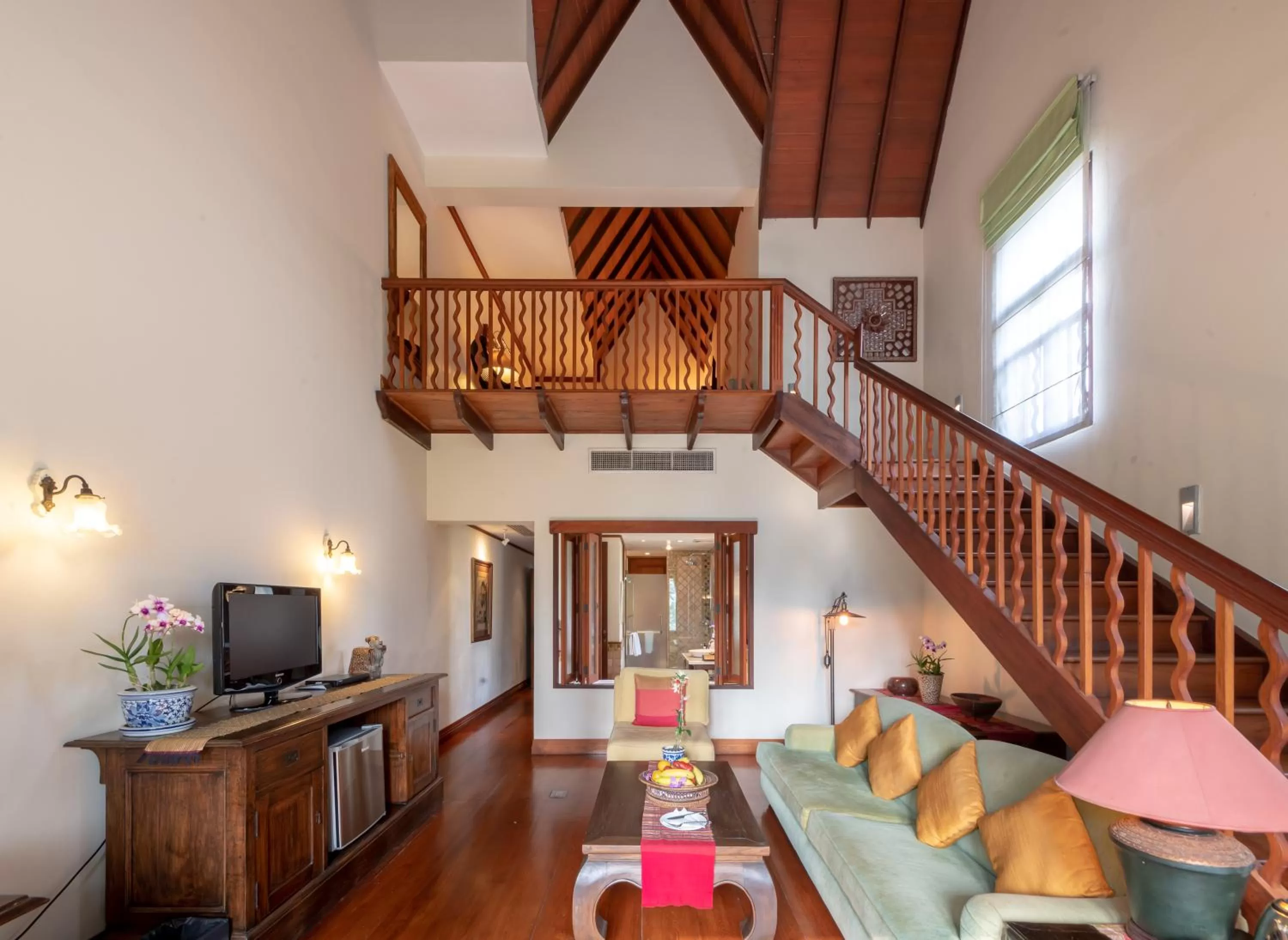 TV and multimedia in Ariyasom Villa