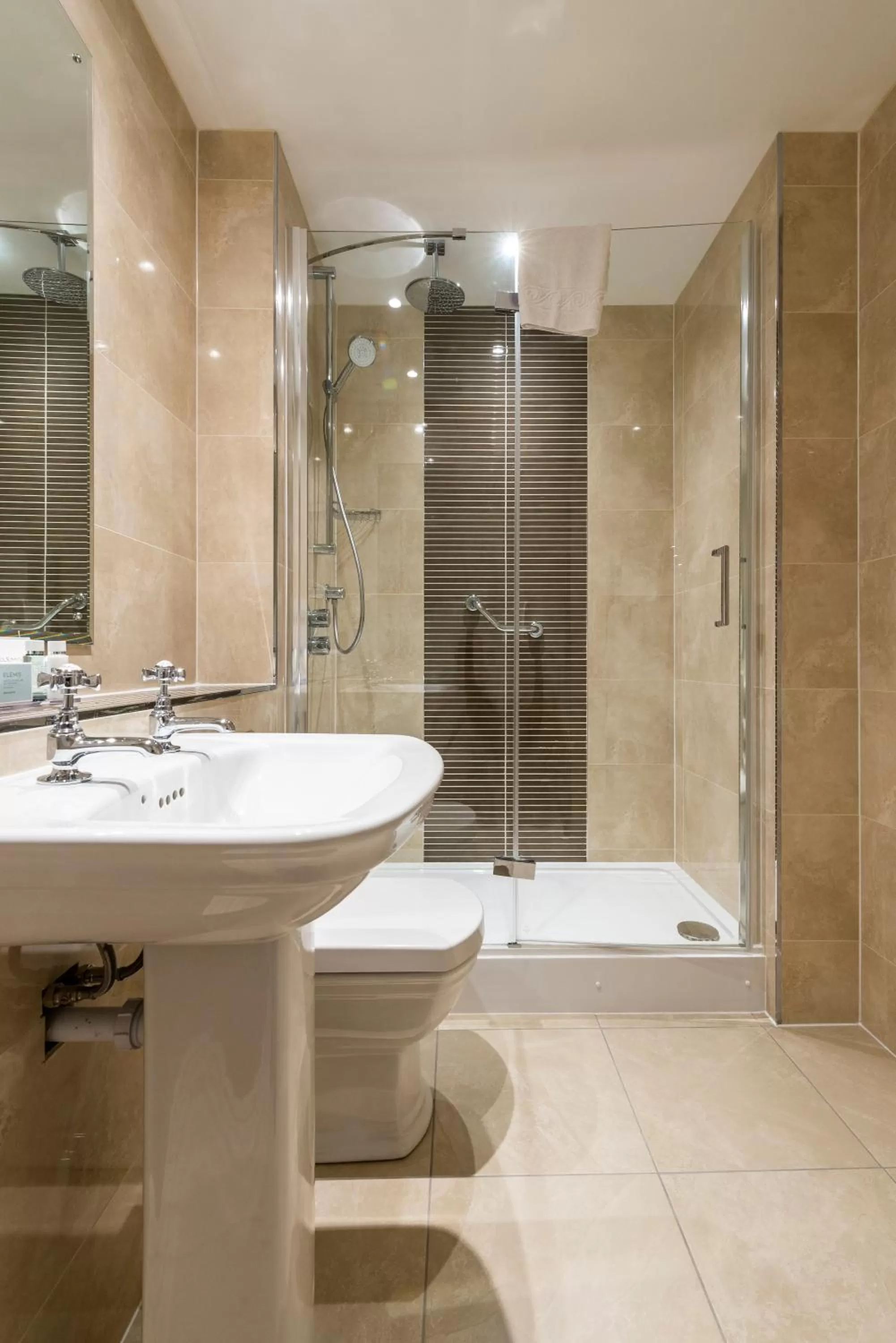 Bathroom in Macdonald Inchyra Hotel & Spa