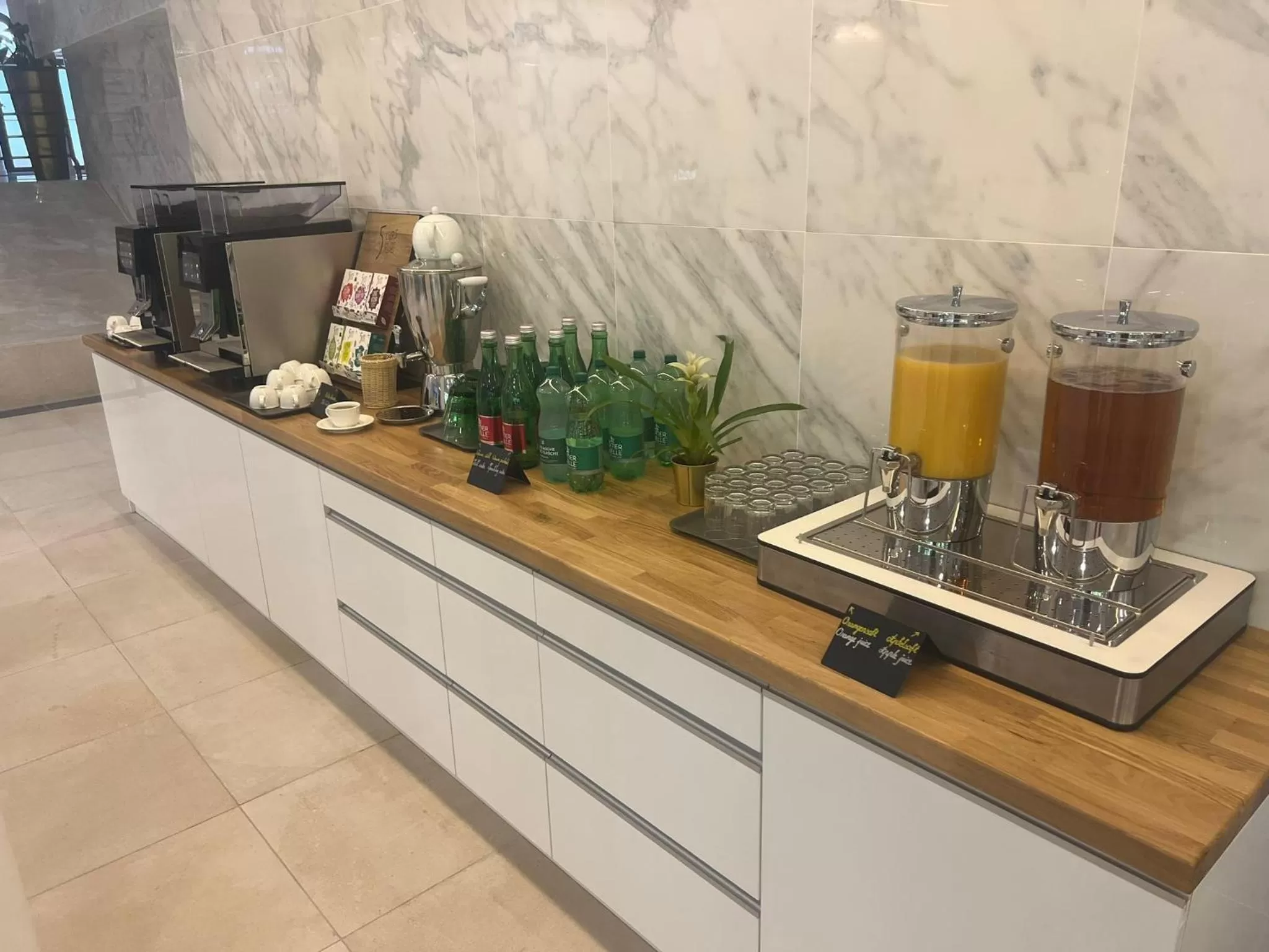 Breakfast in Gartenhotel Altmannsdorf